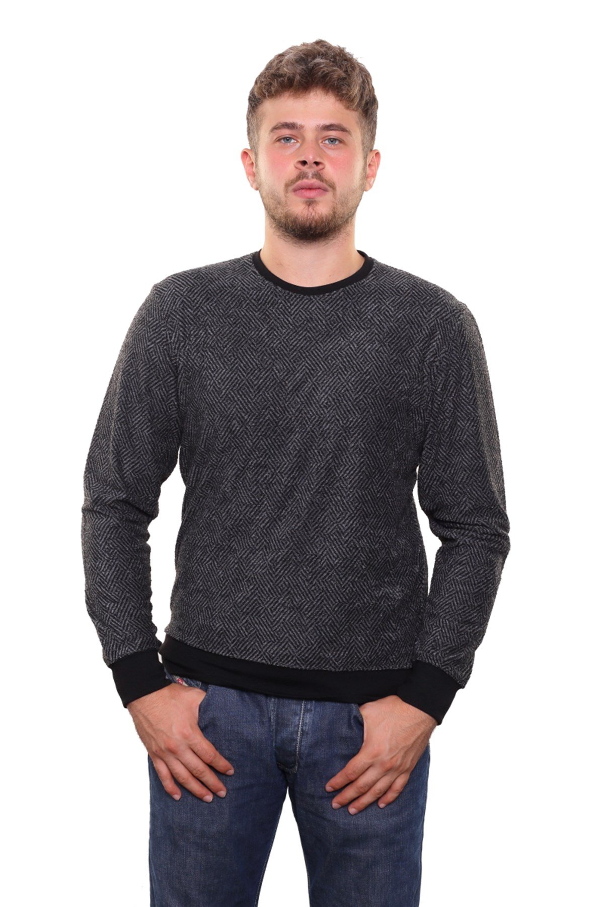 Yuvarlak Yaka Sweatshirt 