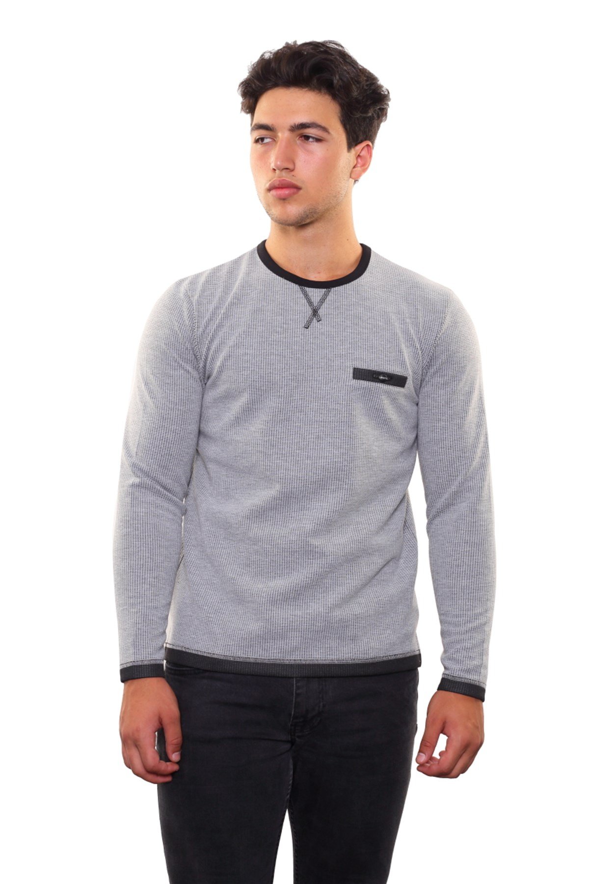 Yuvarlak Yaka Sweatshirt 