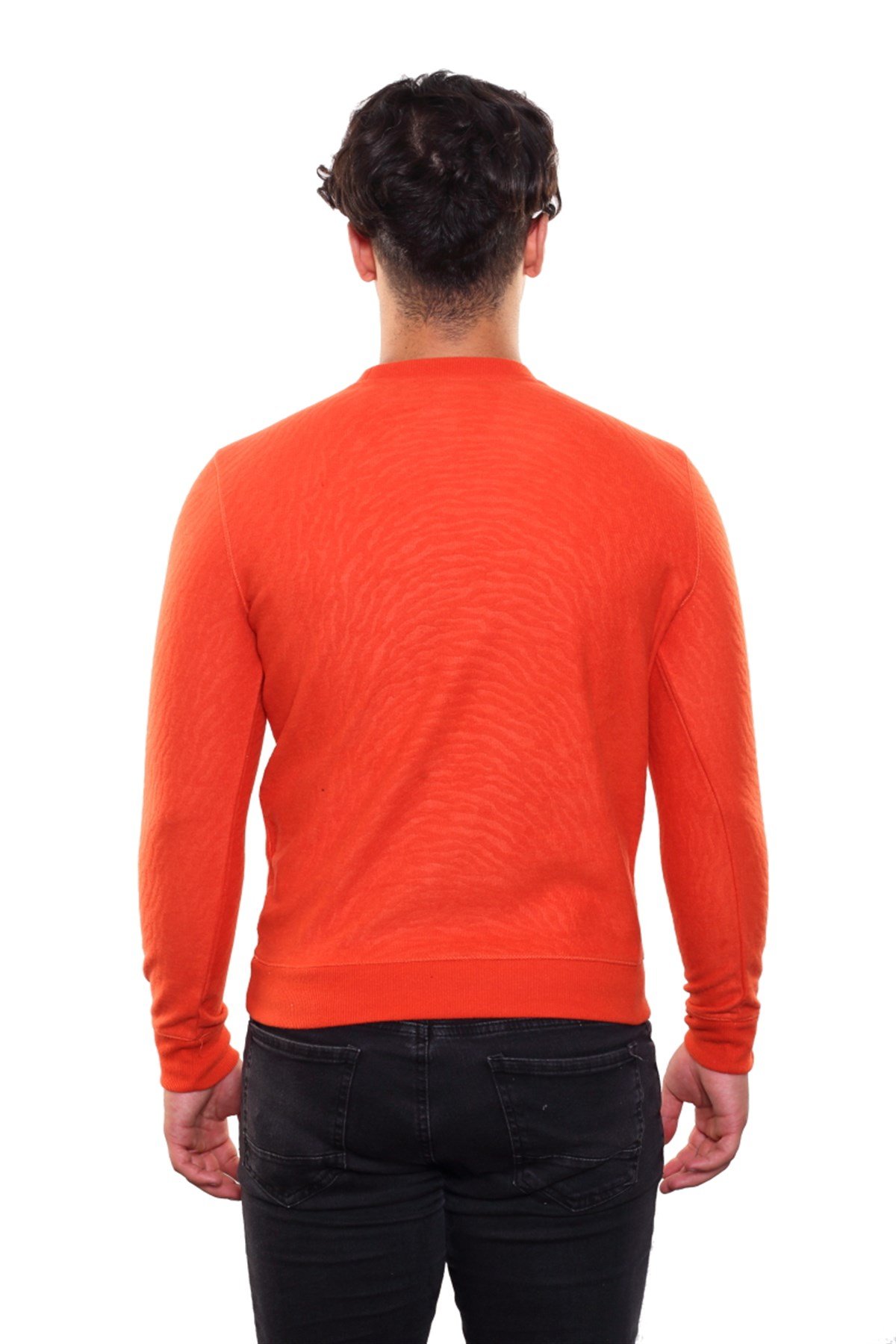 Yuvarlak Yaka Sweatshirt 