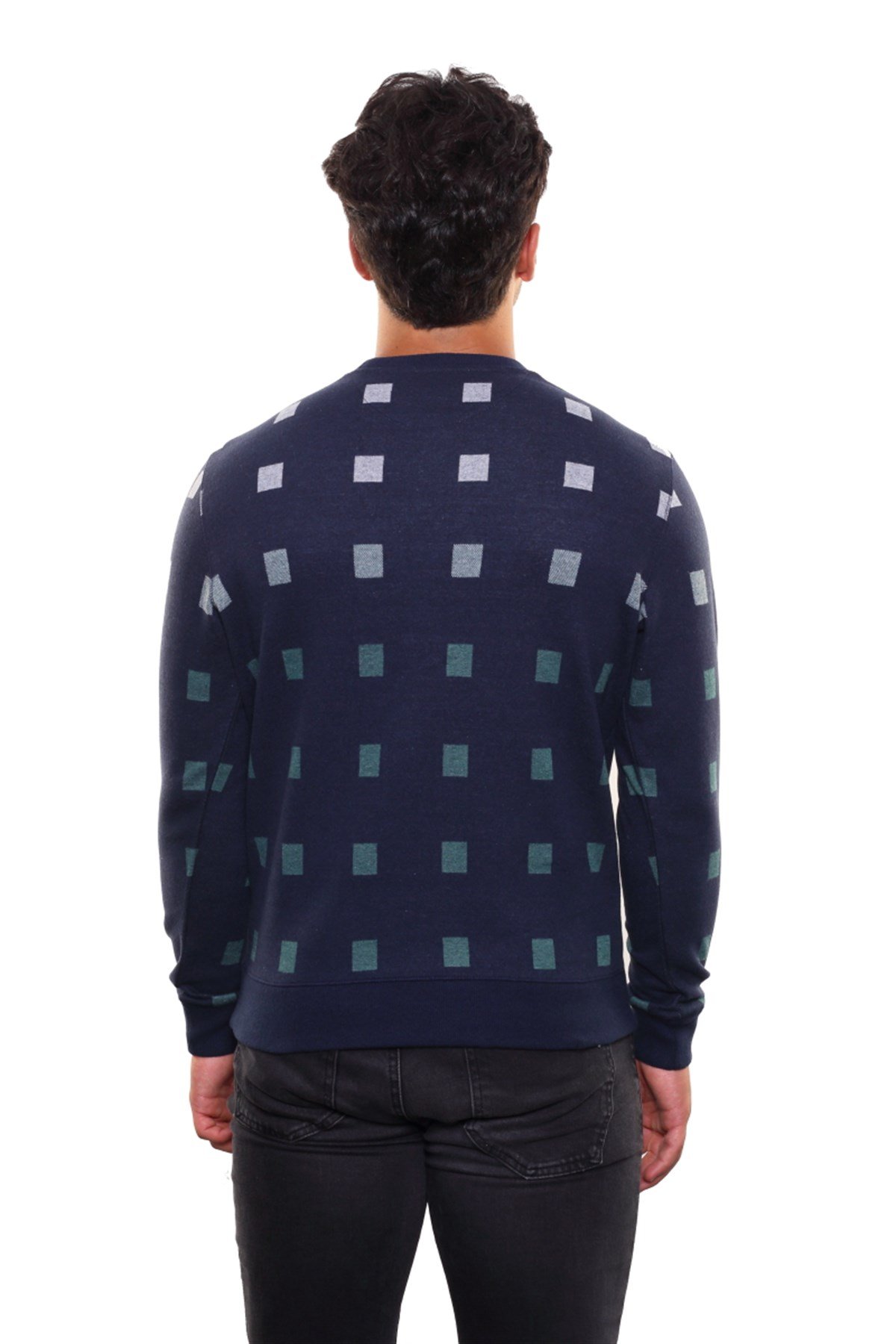 Yuvarlak Yaka Sweatshirt 