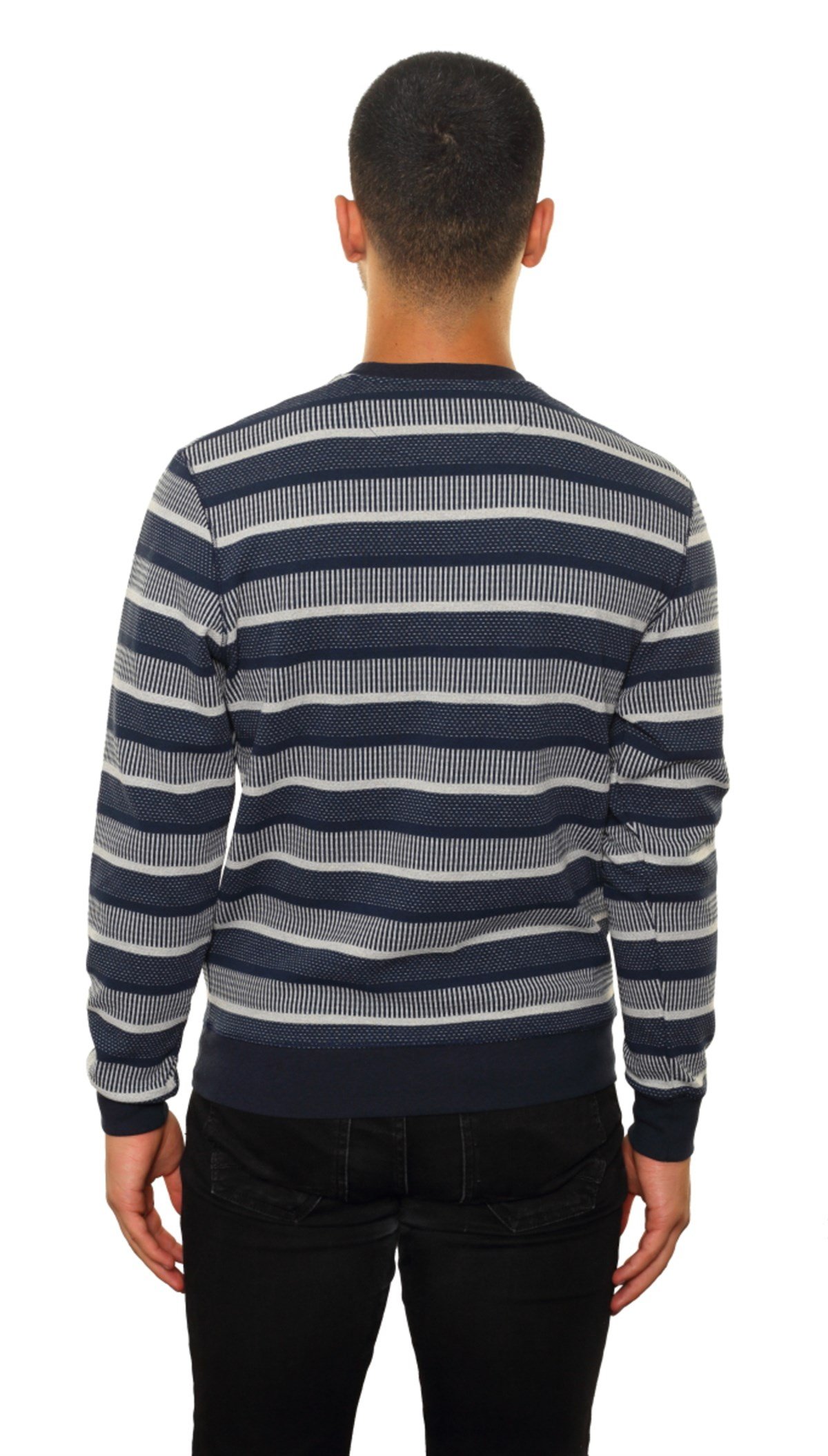 Yuvarlak Yaka Sweatshirt 