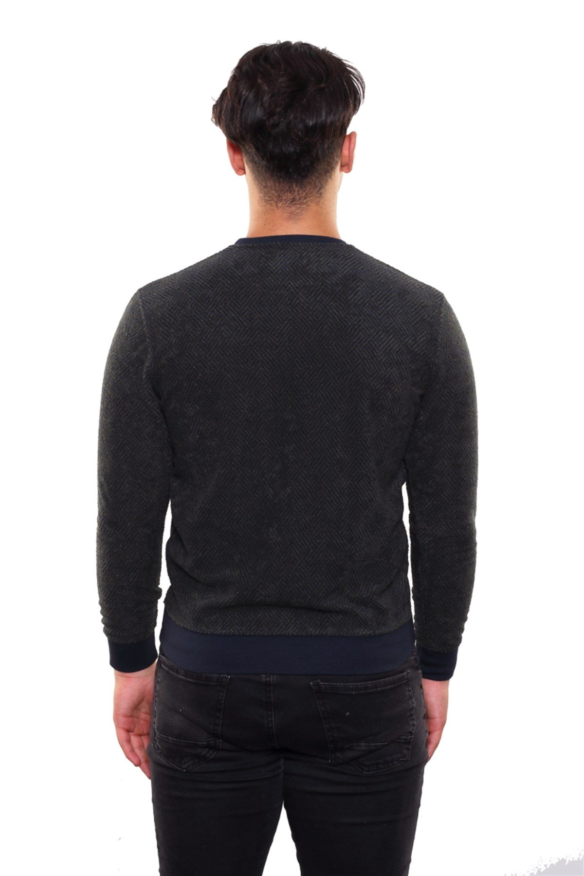 Yuvarlak Yaka Sweatshirt 