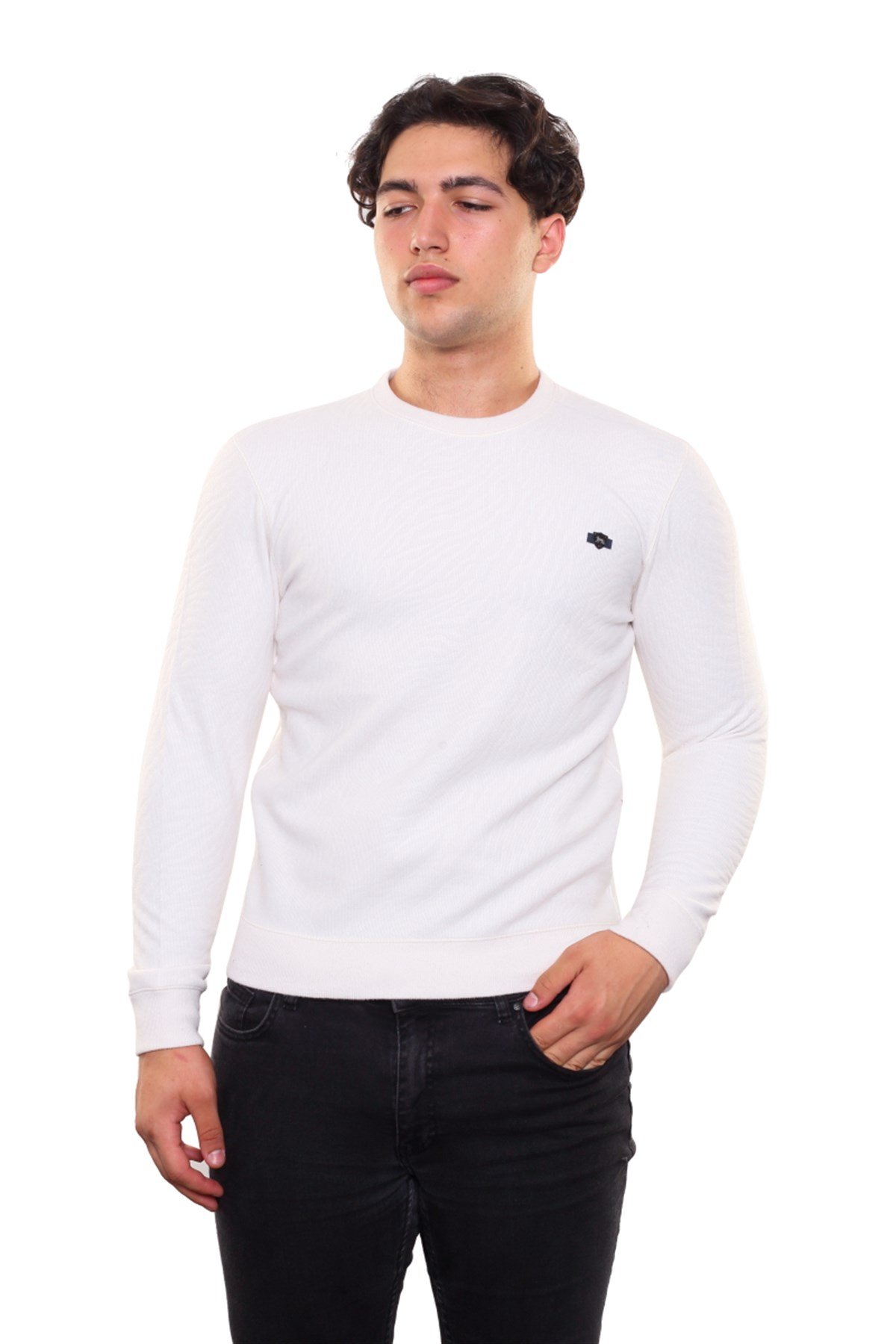 Yuvarlak Yaka Sweatshirt 