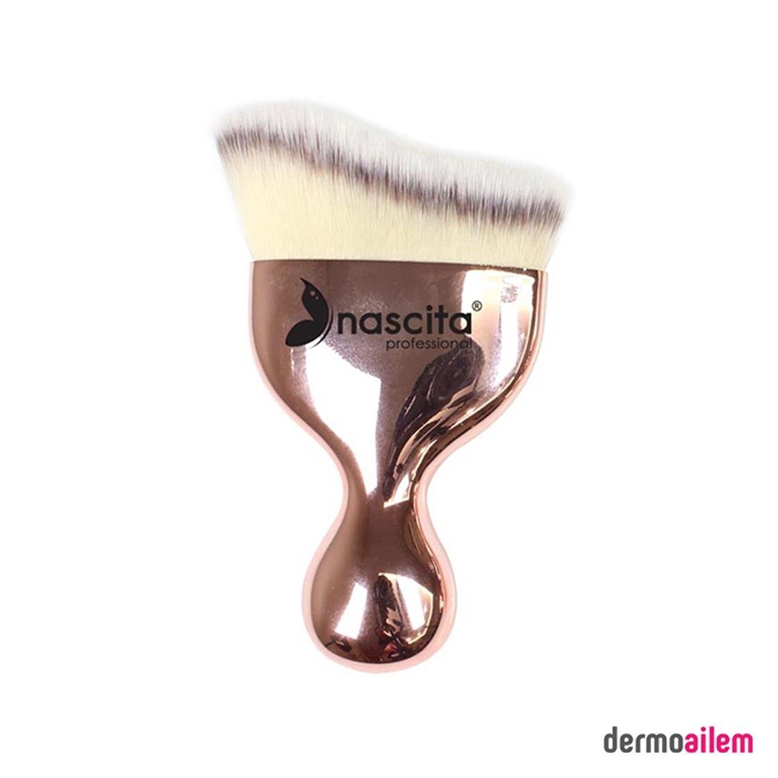 Kontür FırçasıNascitaNascita Bronzy Glow Kısa Yapılı Eğimli Kontür Fırçası - 250