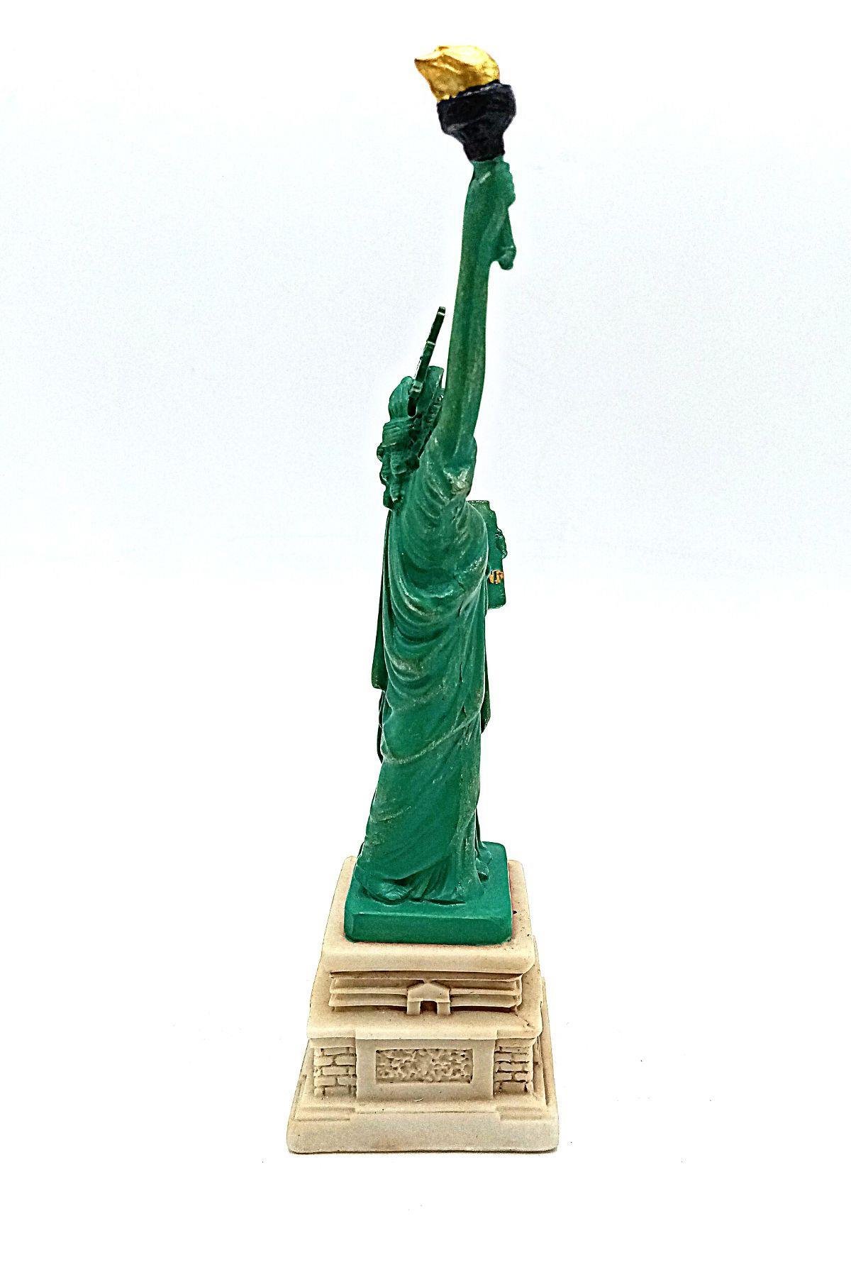 Amerika Birleşik DevletleriDünyadan HediyelerDNY-HD100294Keskin Hediyelik Eşya Ve TekstilABD New York Özgürlük Heykeli Reçine 18 cm