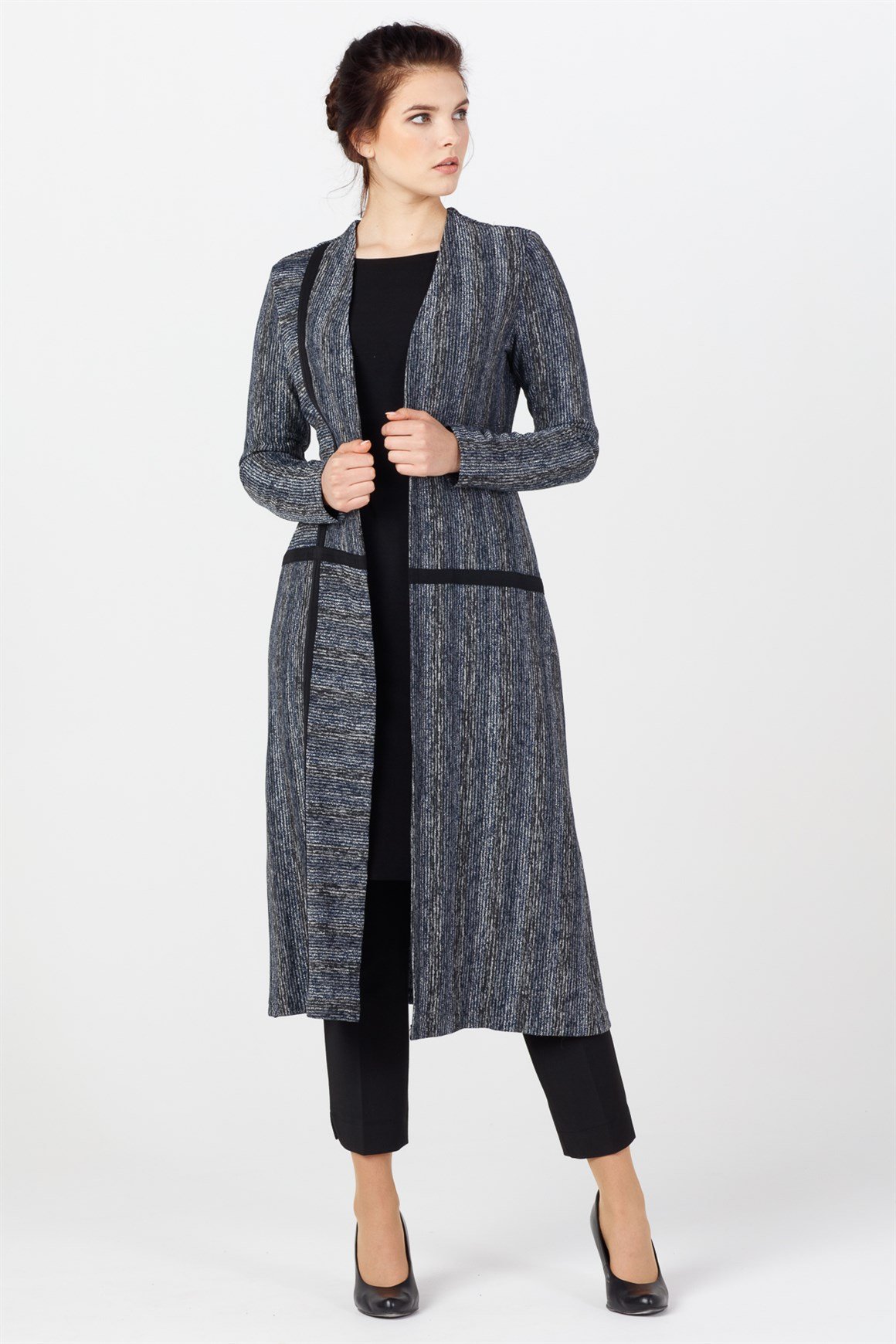 Original - Knitted Suit With Cardigan