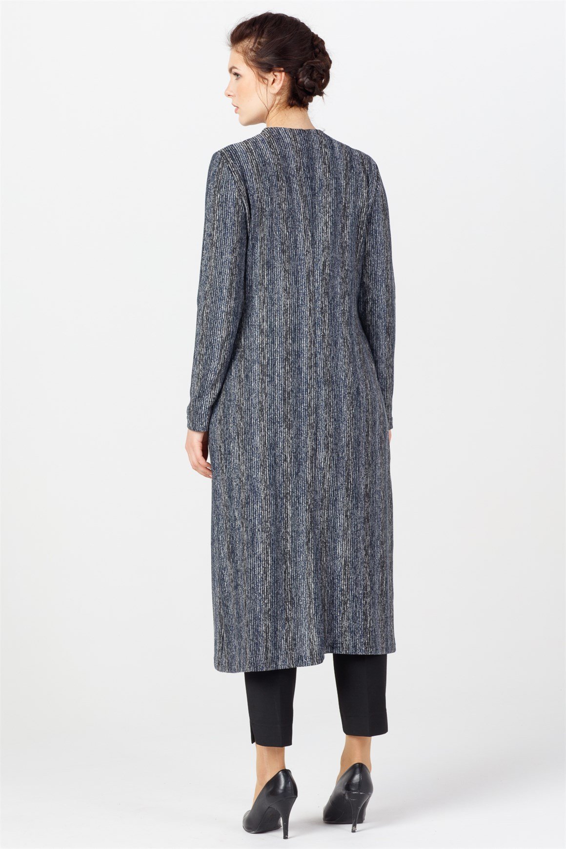 Original - Knitted Suit With Cardigan