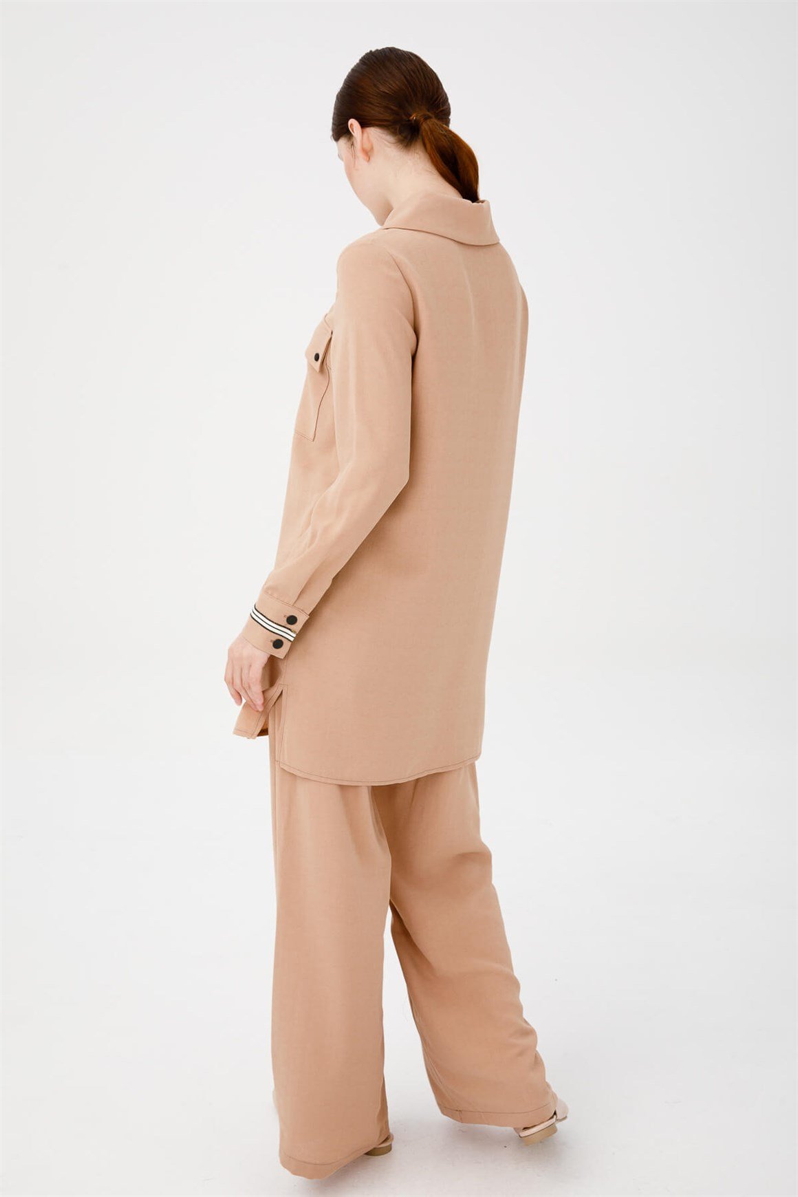 Yakası Büyük Önü Cepli Fermuarlı Tunık Pant Takım  Camel