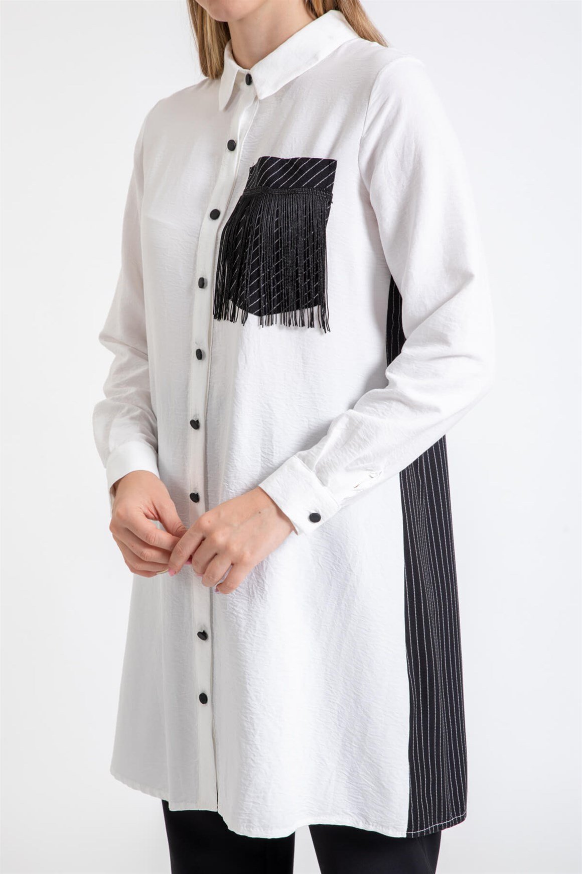 Cebi Püsküllü Tunik  Siyah
