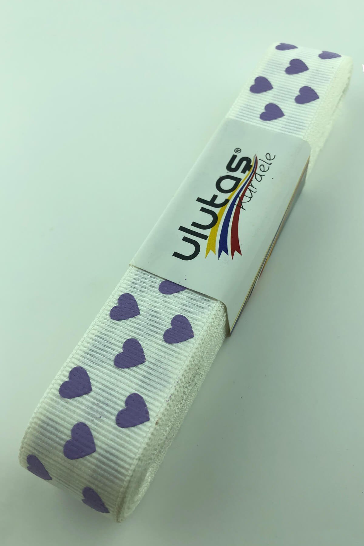 خلفية Lilac Heart مطبوعة باللون الكريمي Grosgrain Ribbon