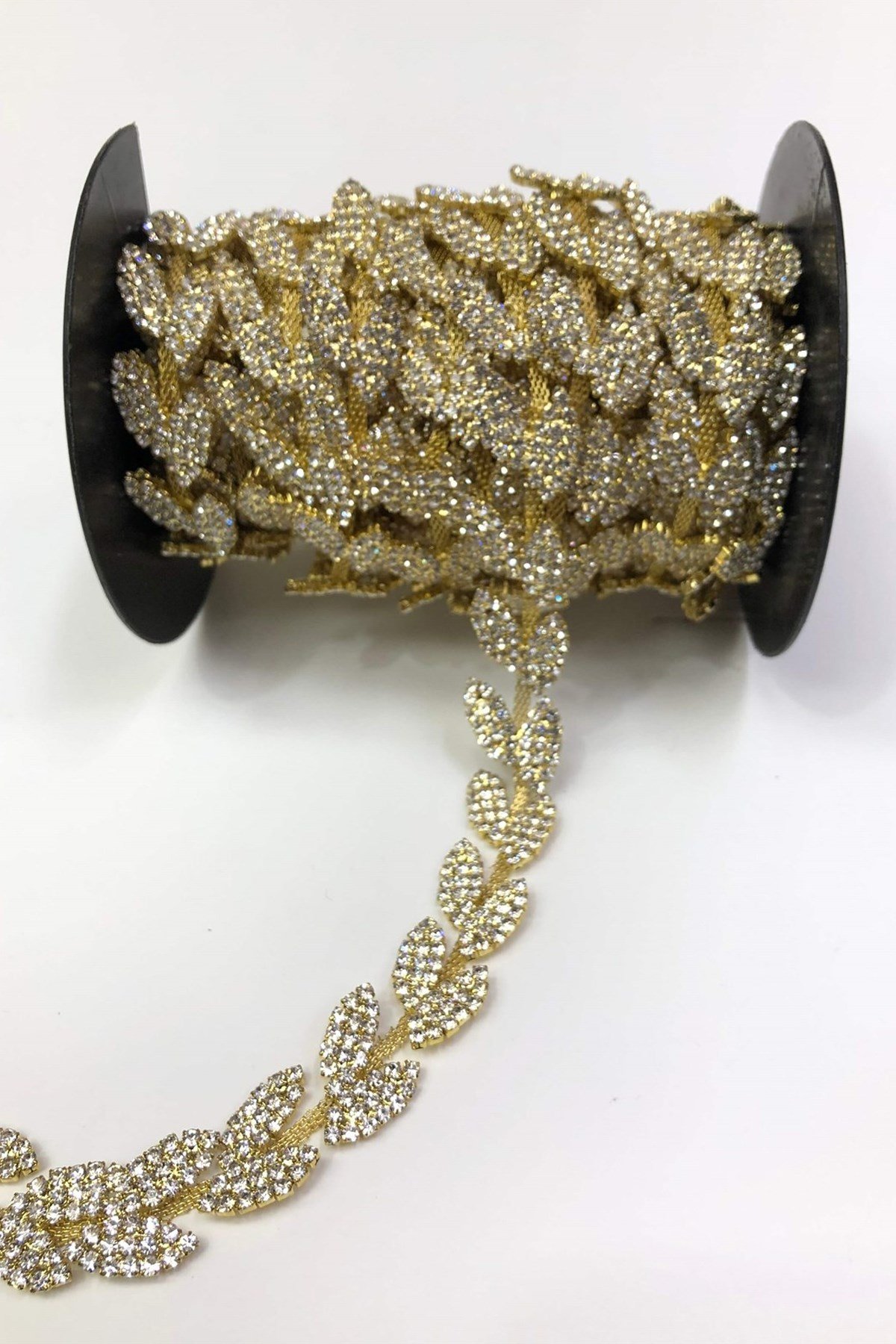 Yellow Leaf Pattern Crystal Stone Strip Border