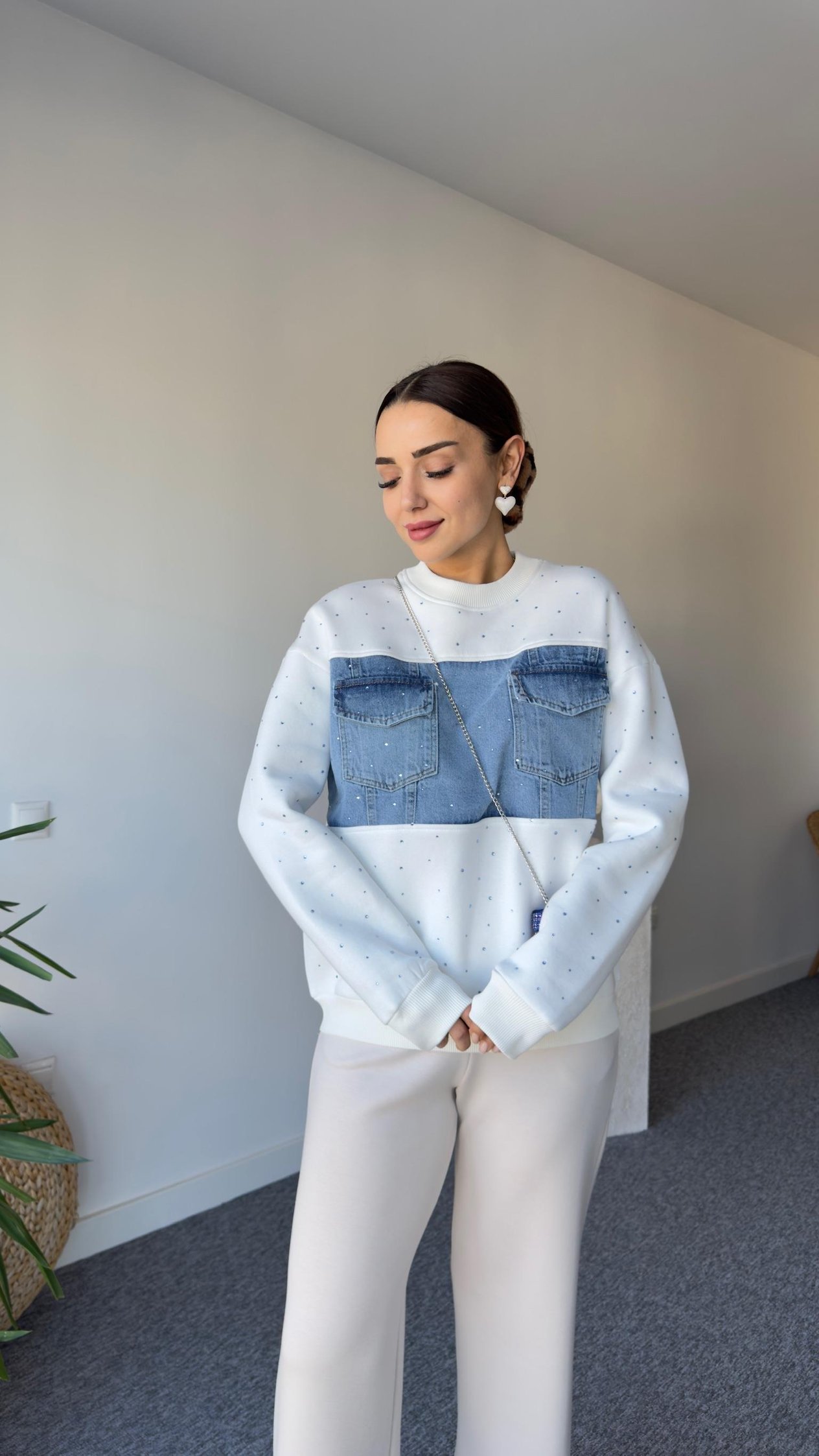Kais Kot Garnili Taşlı Beyaz Sweatshirt
