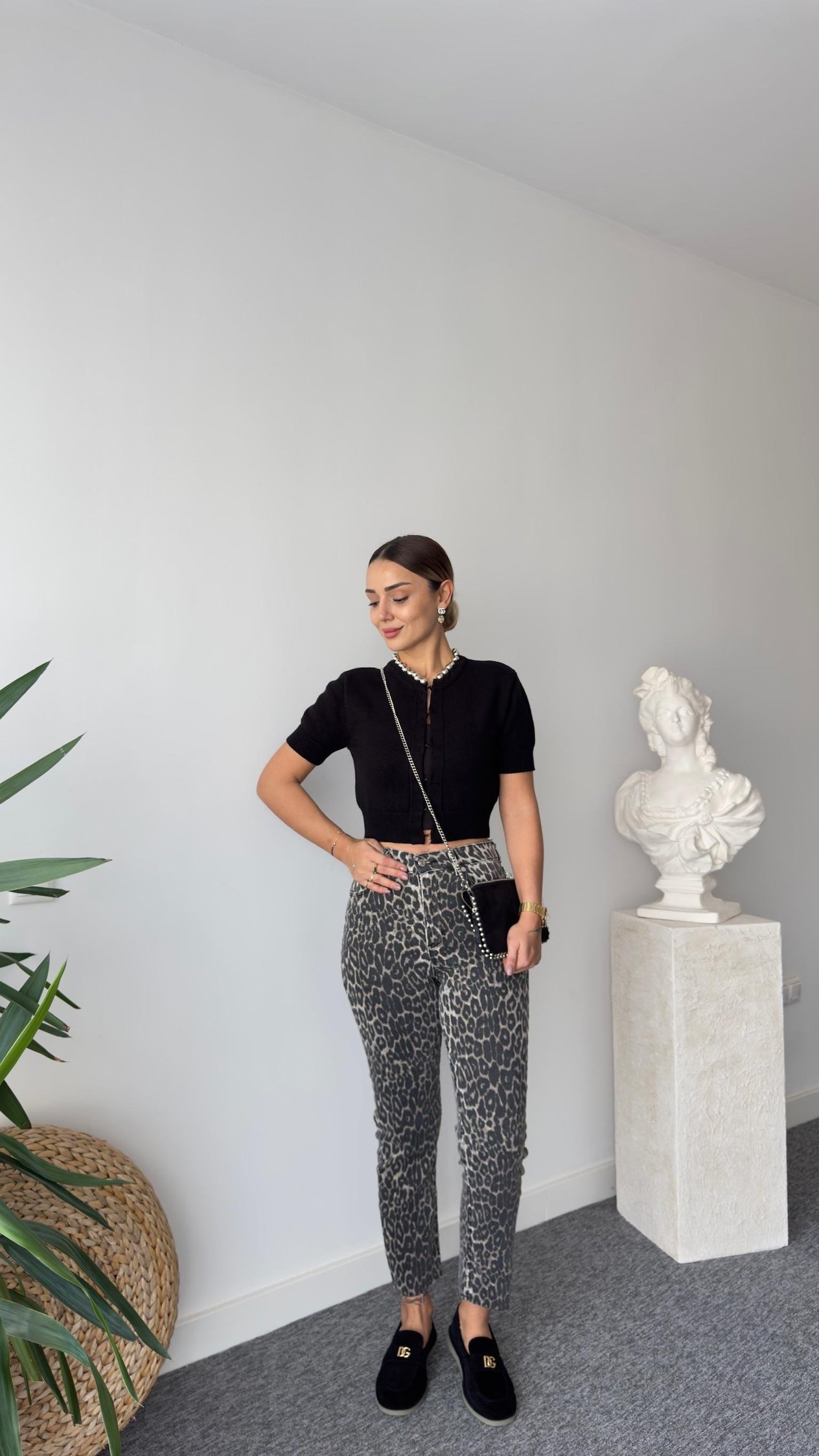 Zra Paçası Kesik Boyfit Leopar Jean