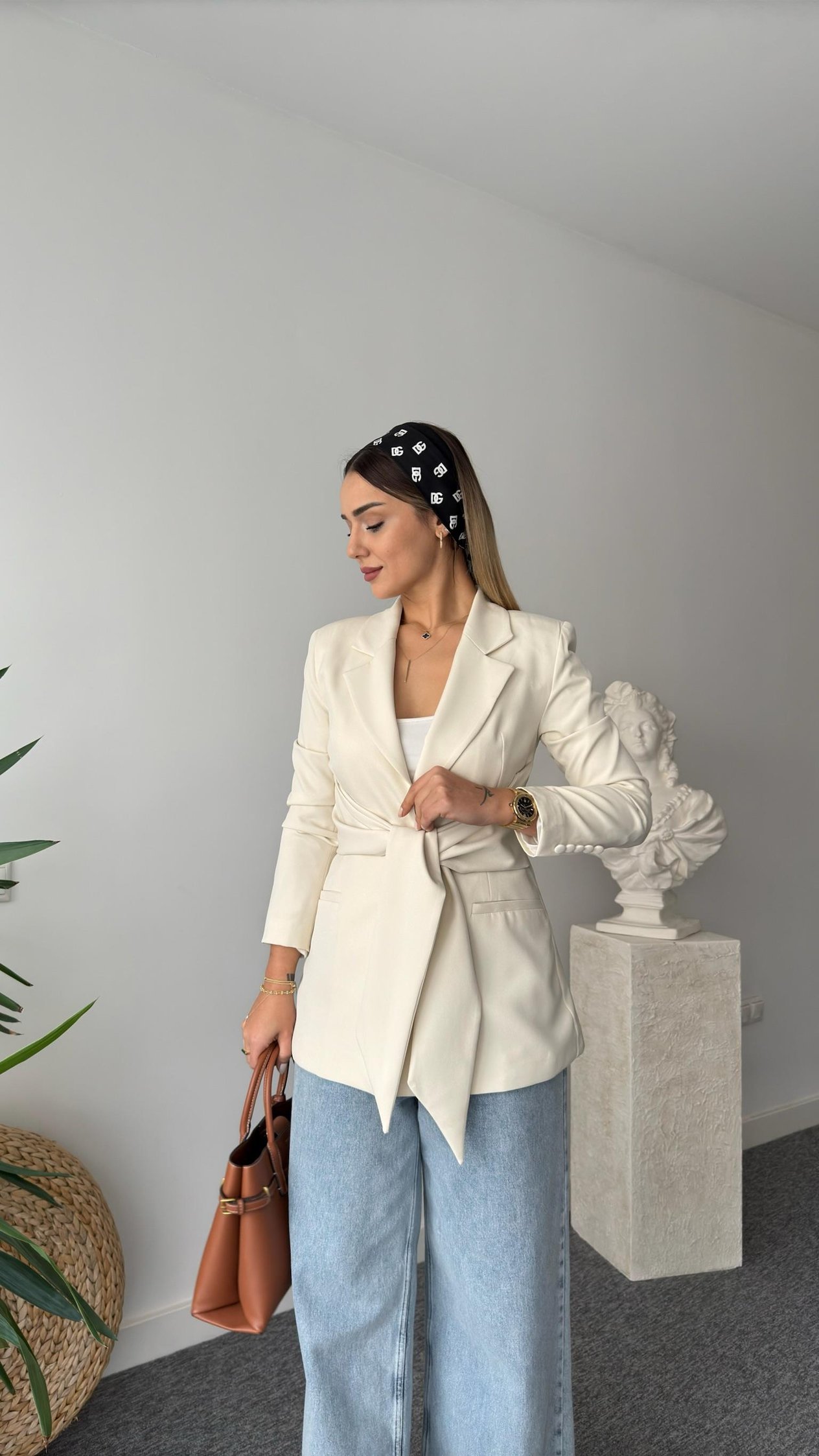 Flavi Kuşaklı Bej Blazer Ceket
