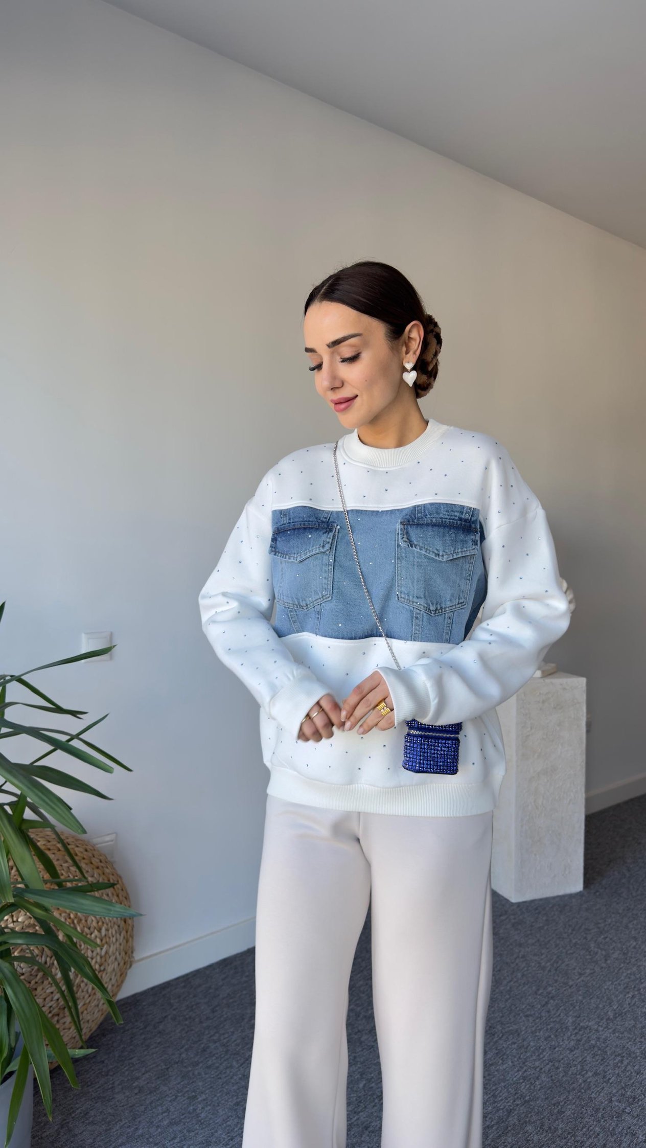 Kais Kot Garnili Taşlı Beyaz Sweatshirt