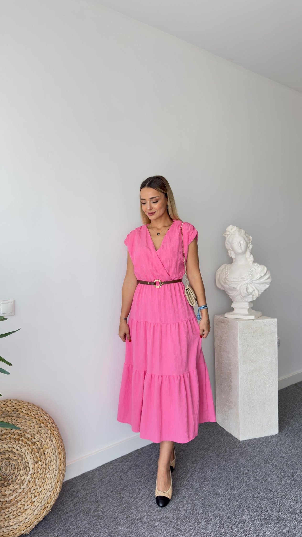 Kruvaze Kemerli Pembe Elbise 