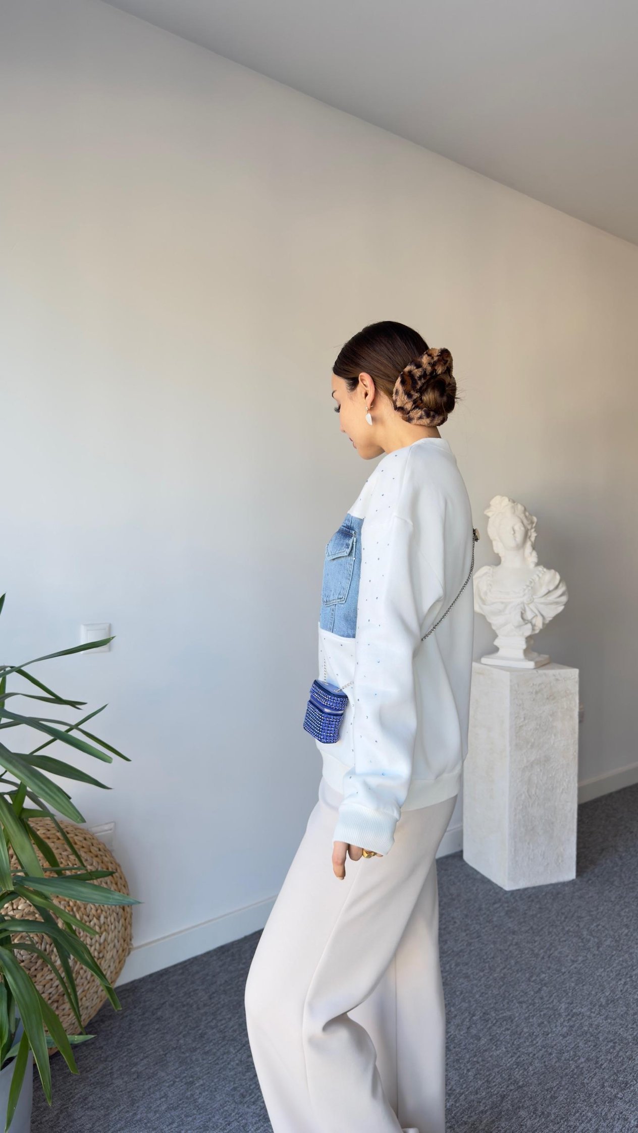 Kais Kot Garnili Taşlı Beyaz Sweatshirt