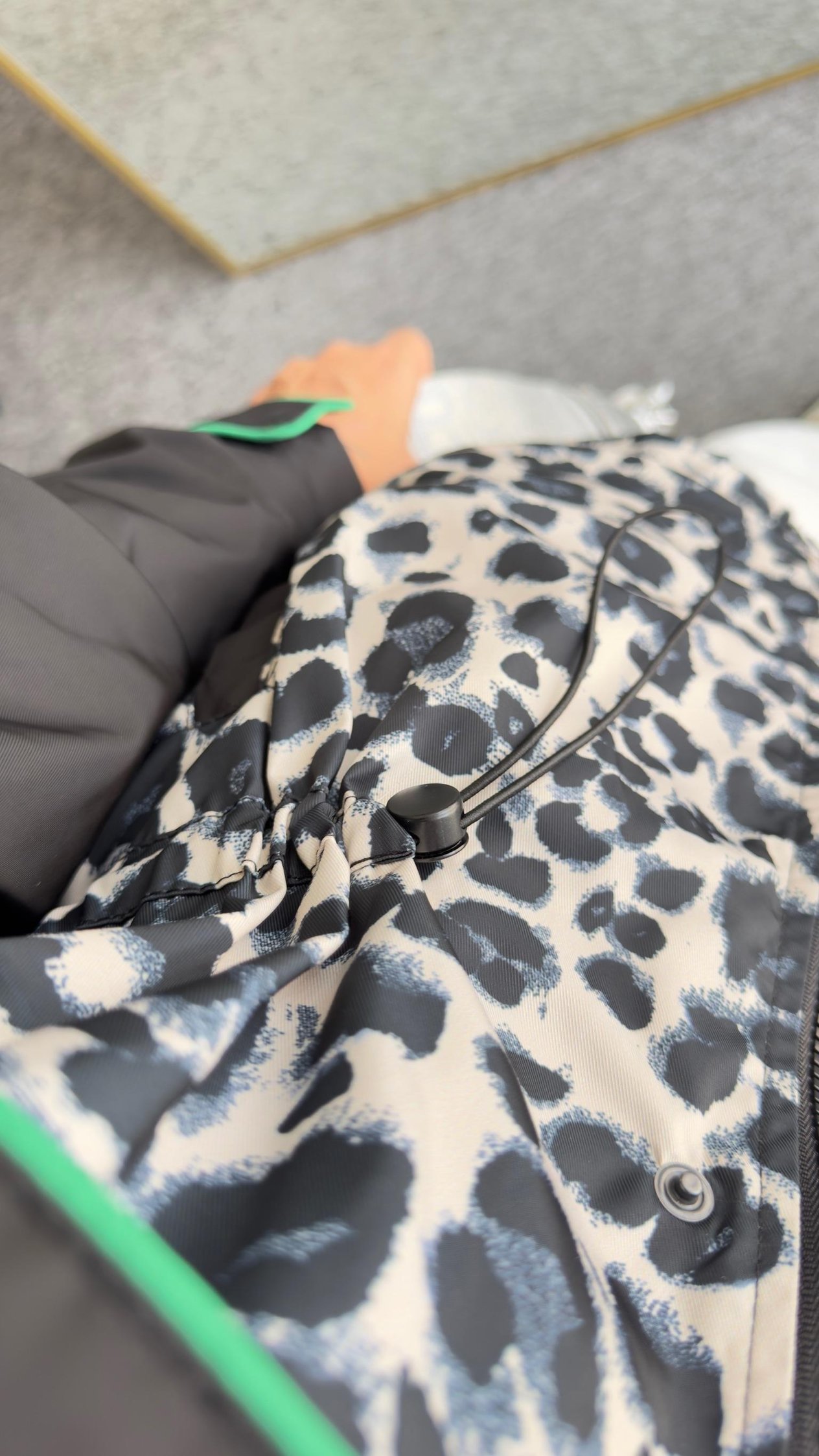 Tws Model Leopar Desenli Kapüşonlu Ceket