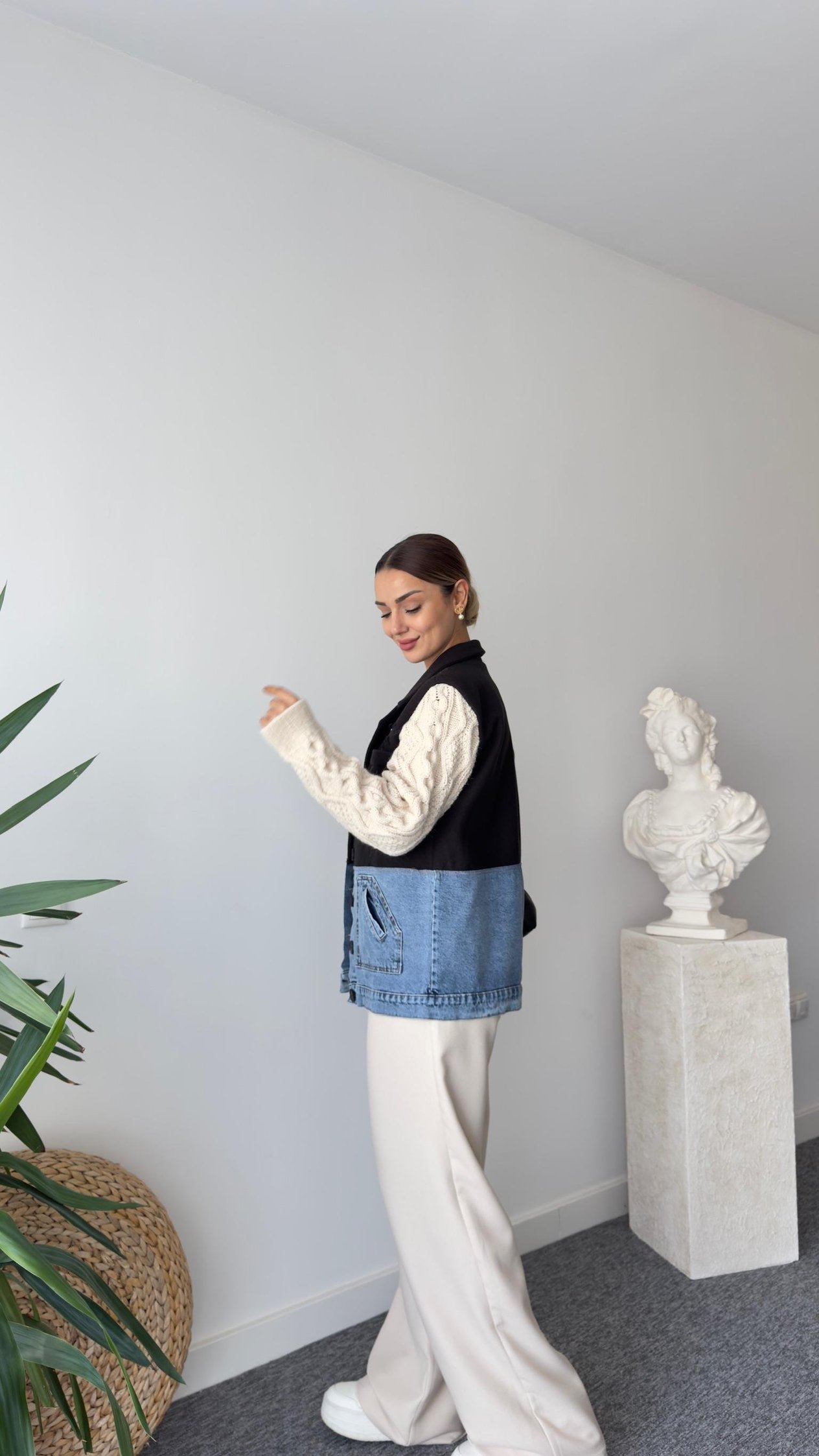İthal Kollar Triko Detaylı İşlemeli Blazer Ceket