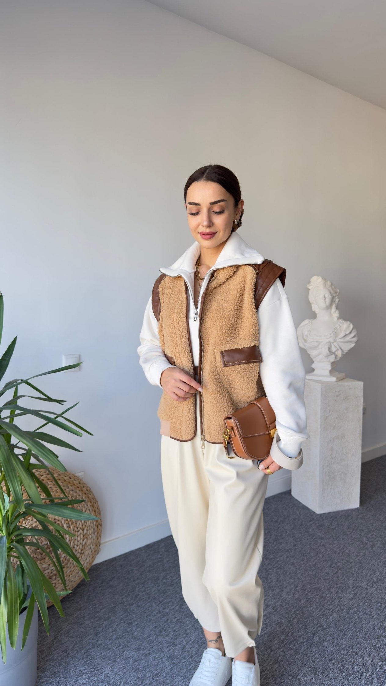Kahve Deri Detaylı Teddy Yelek