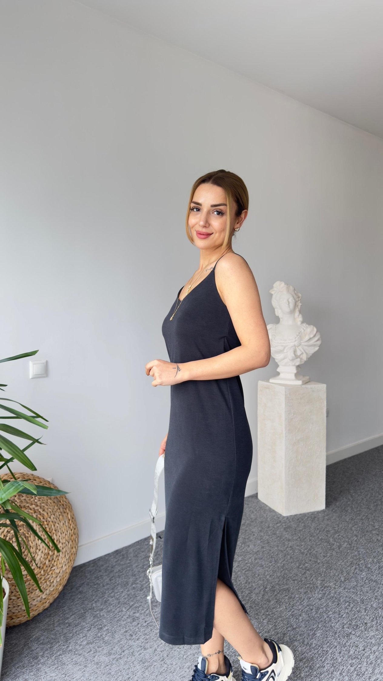 İp Askılı Antrasit Modal Elbise 