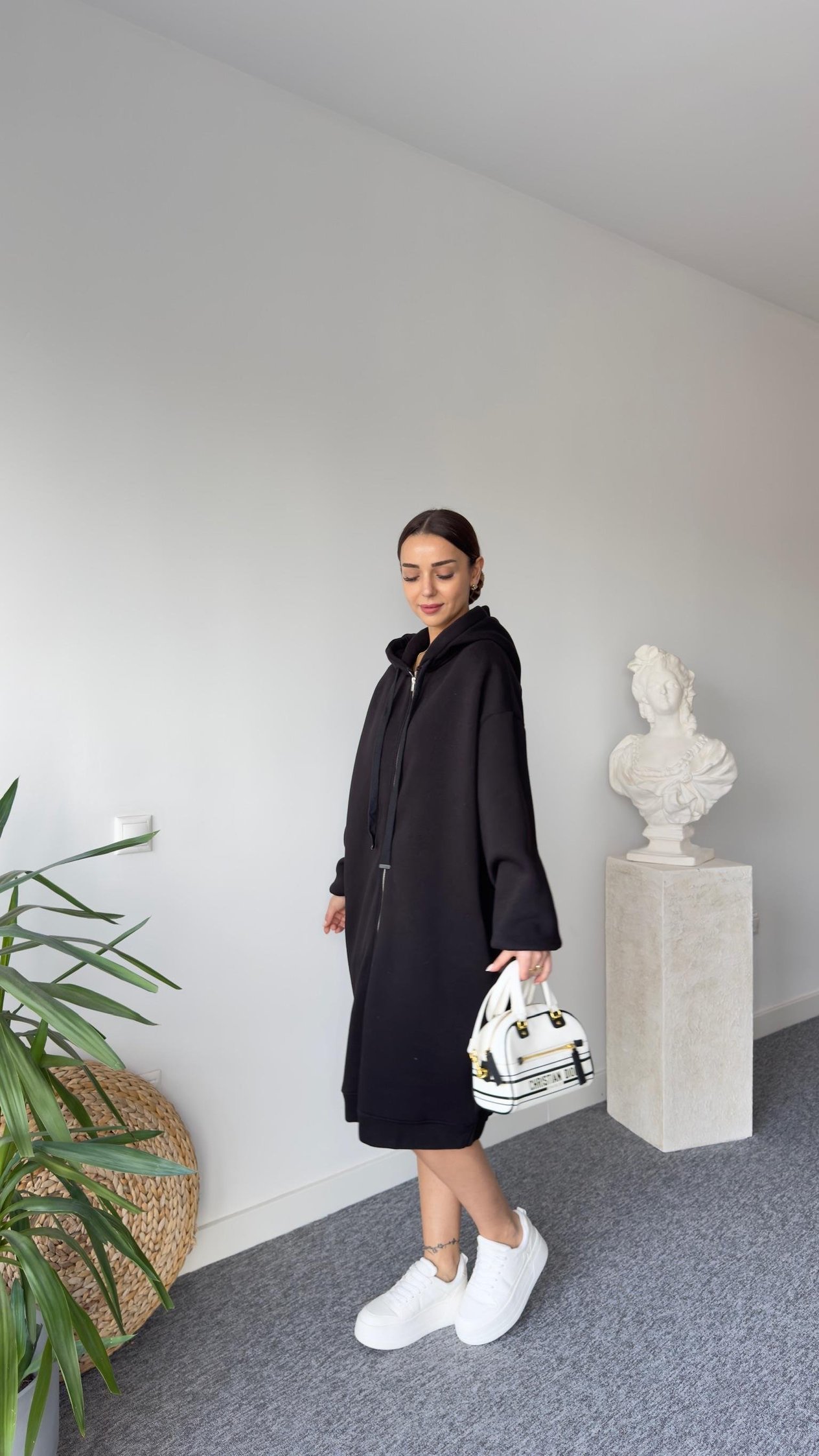 Oversize Şardonlu Kapüşonlu Elbise