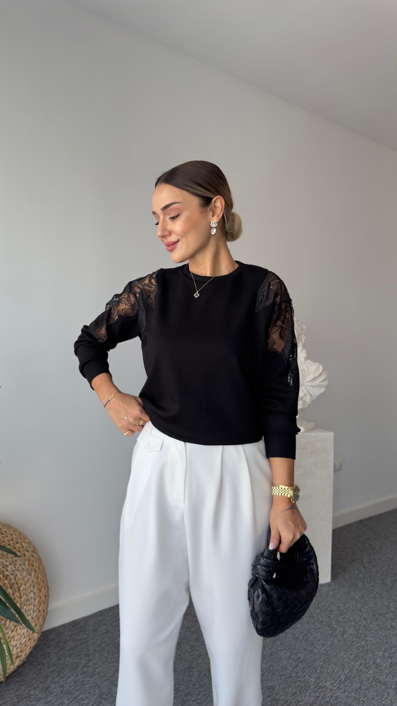 Lazer Güpür Nakışlı Siyah Modal Sweat