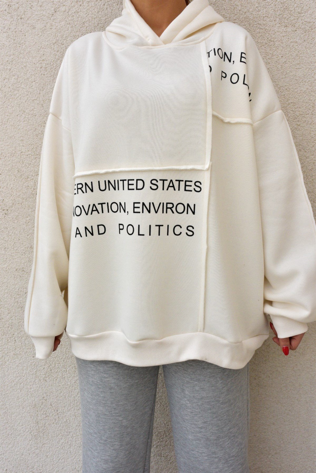 Yazı Detaylı Parçalı Salaş Sweat