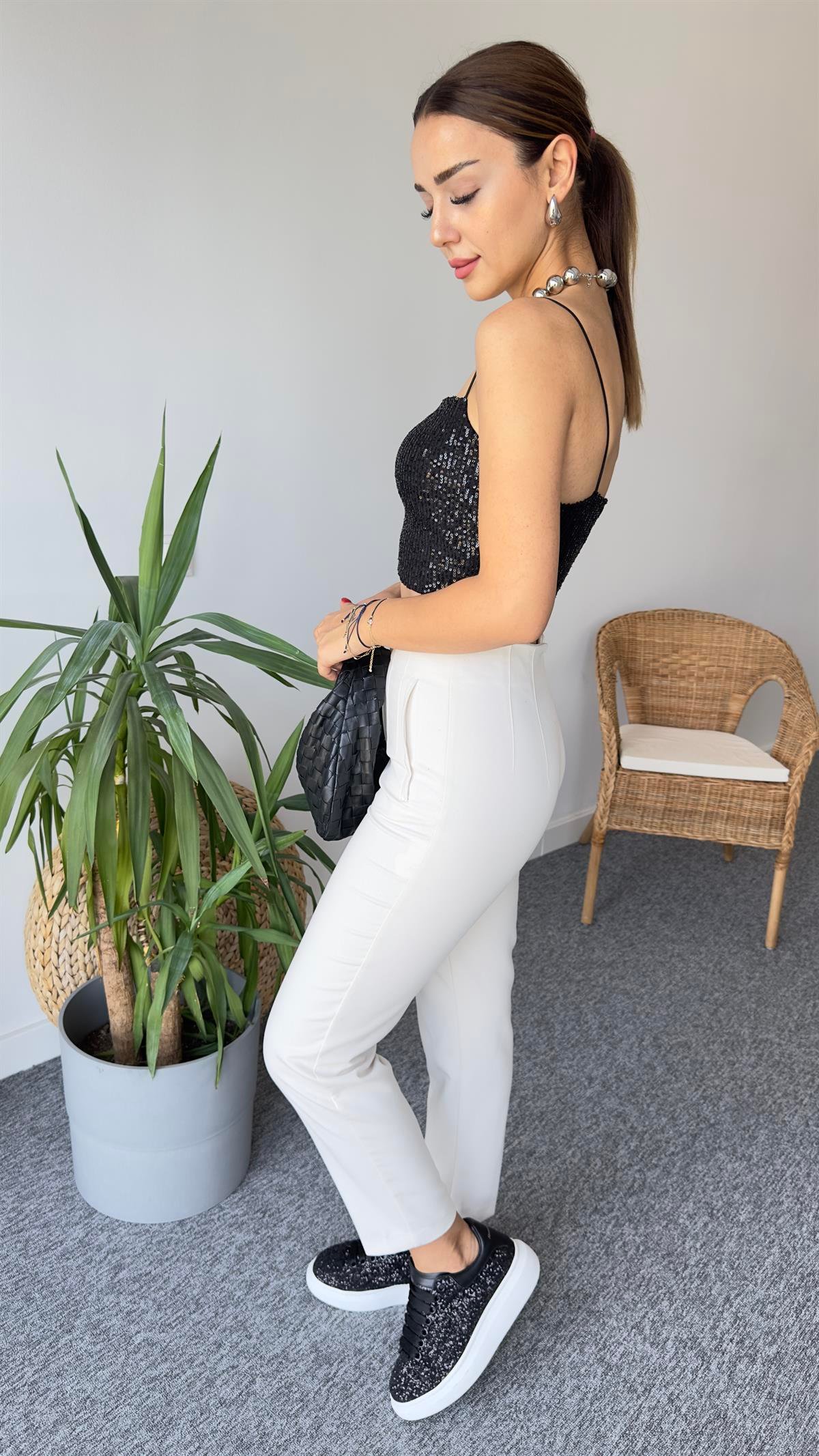 Payetli Siyah Büstiyer