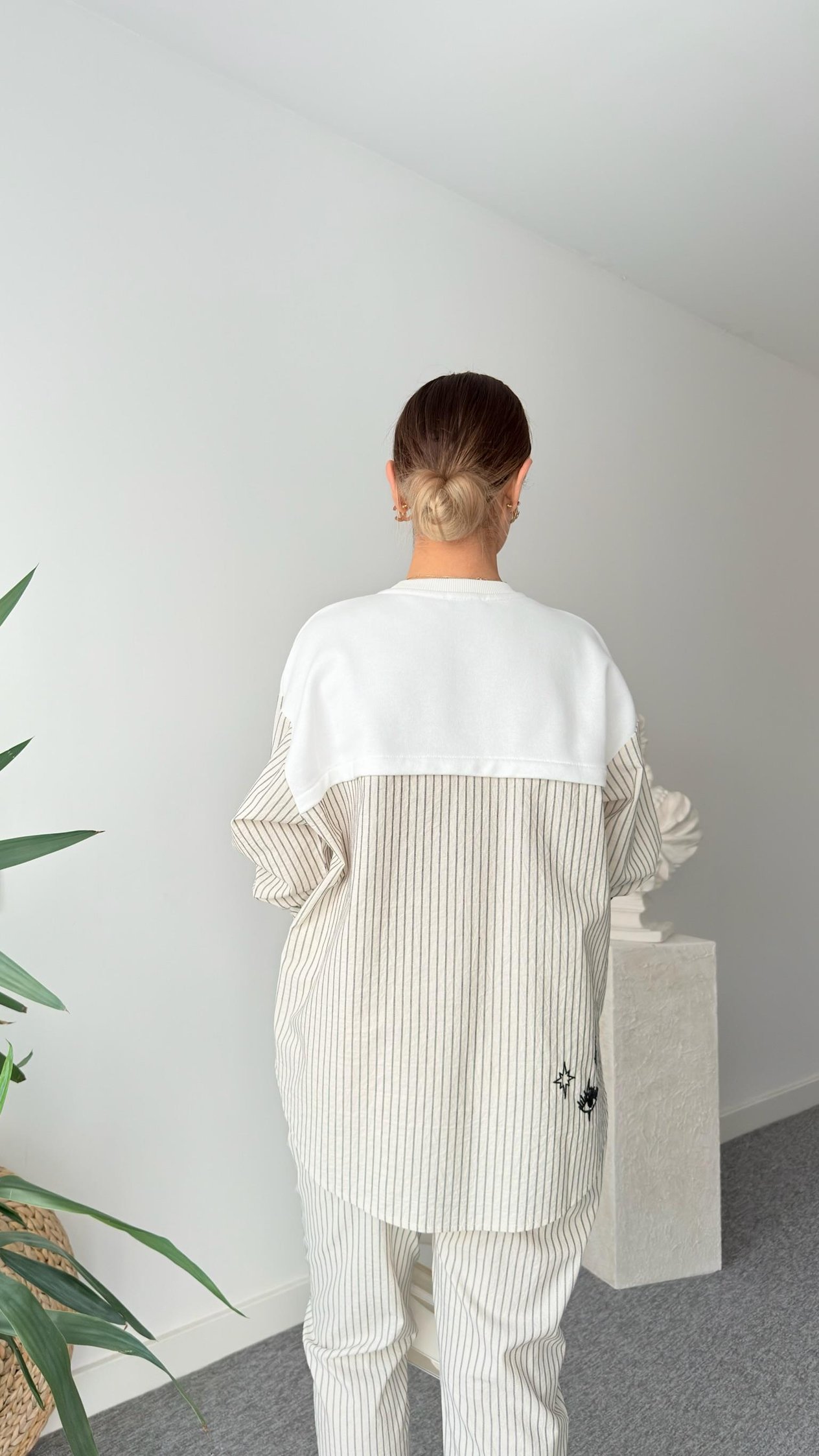 Vabu Kaplan Nakışlı Garnili Sweatshirt