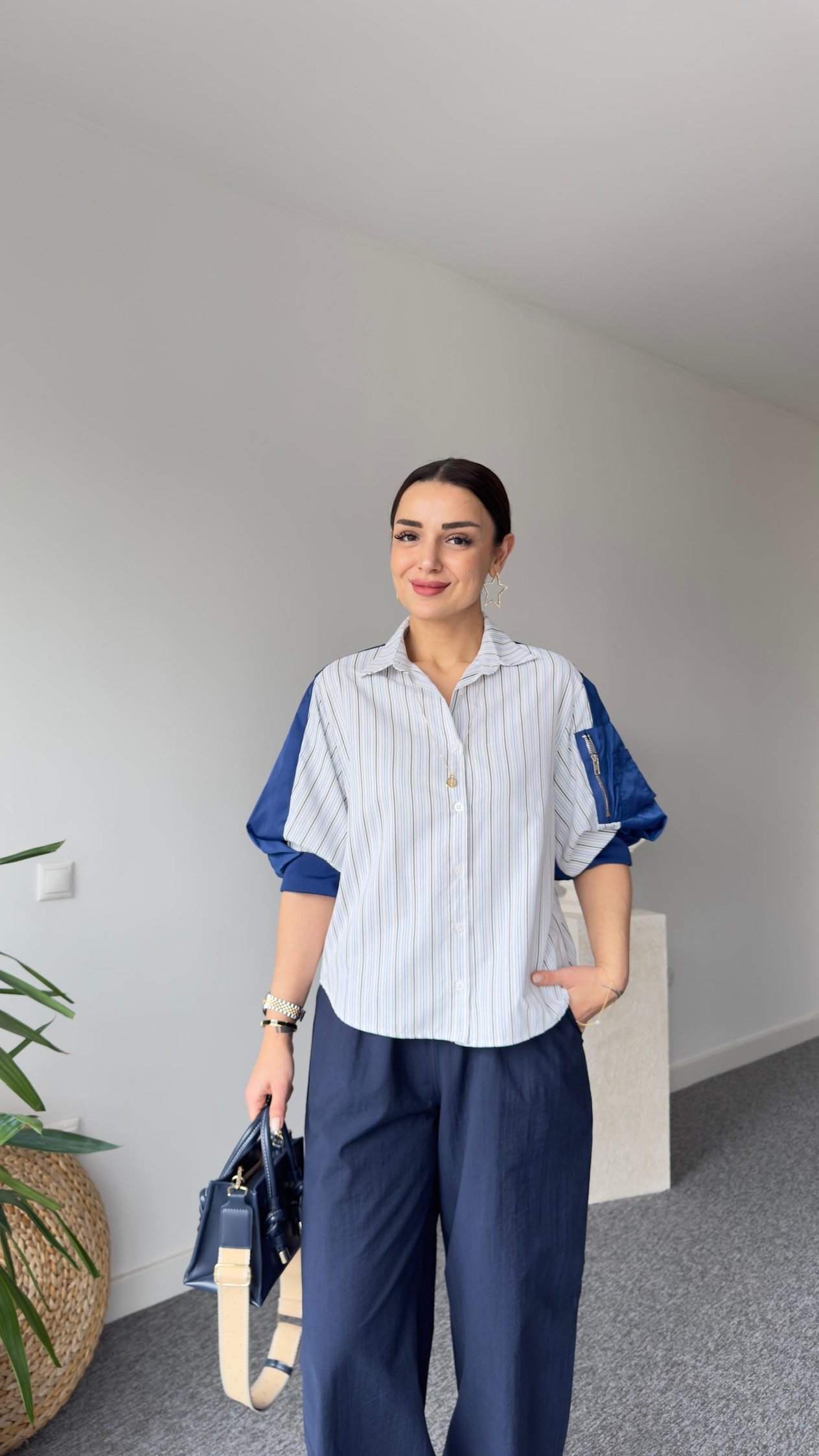 Kollar Mavi Paraşüt Detay Tasarım Gömlek