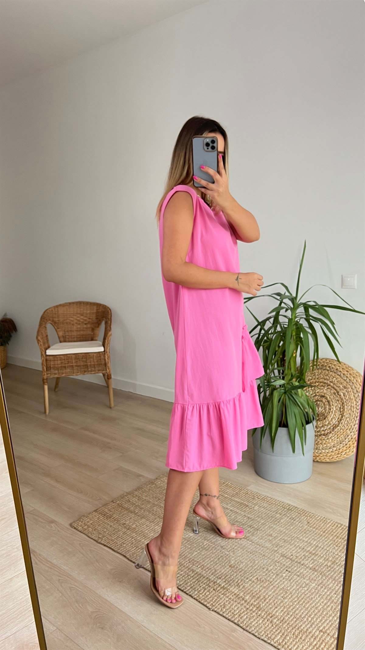 Kolsuz Fırfırlı Pembe Poplin Elbise 