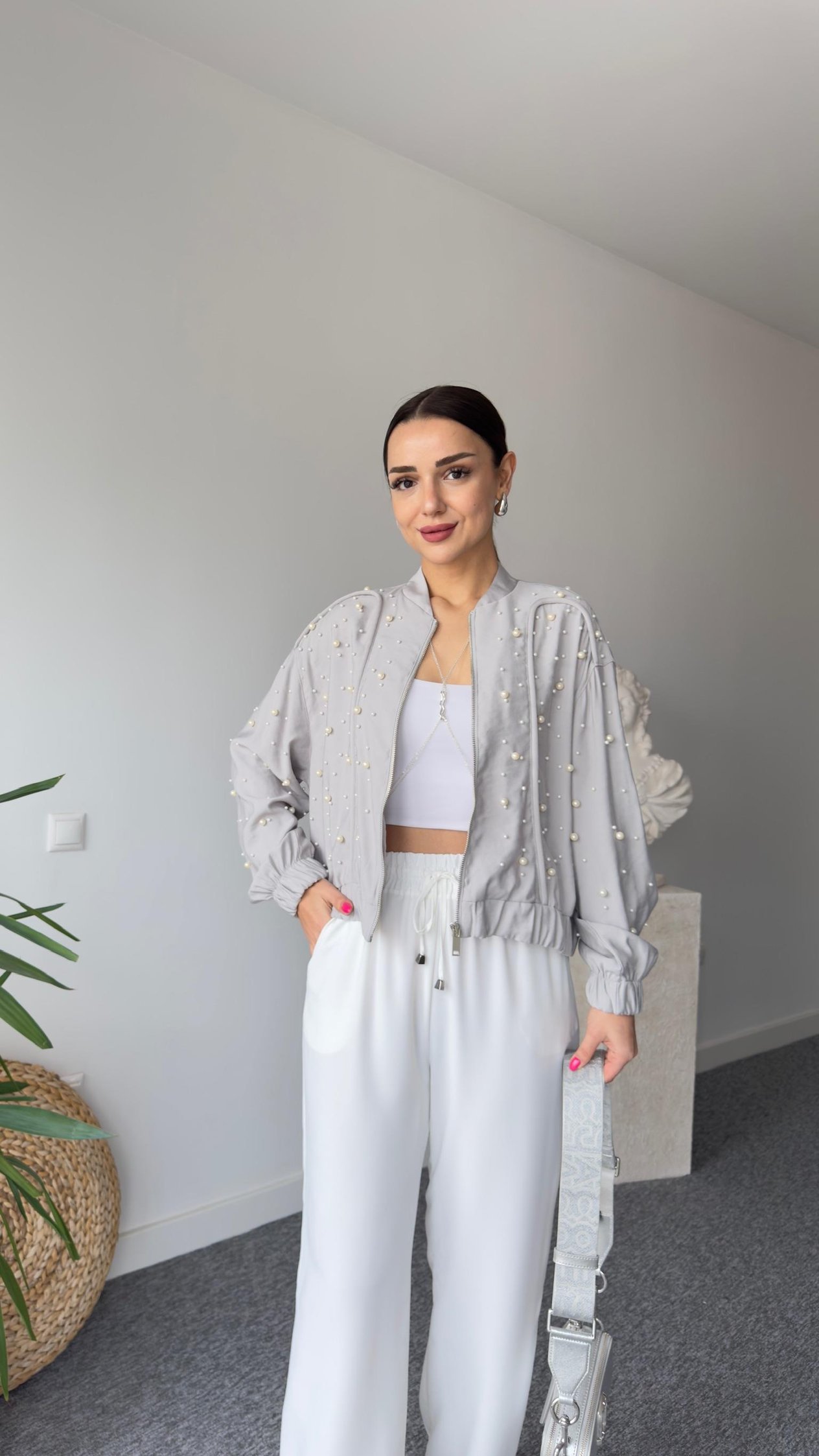 New İncili Gri Bomber Ceket
