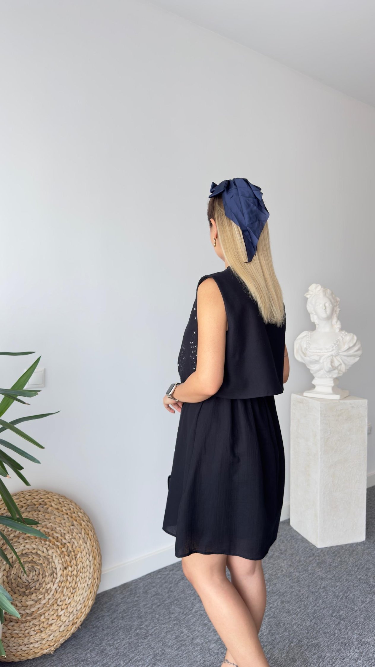 Orj Model Yelekli Siyah Elbise 