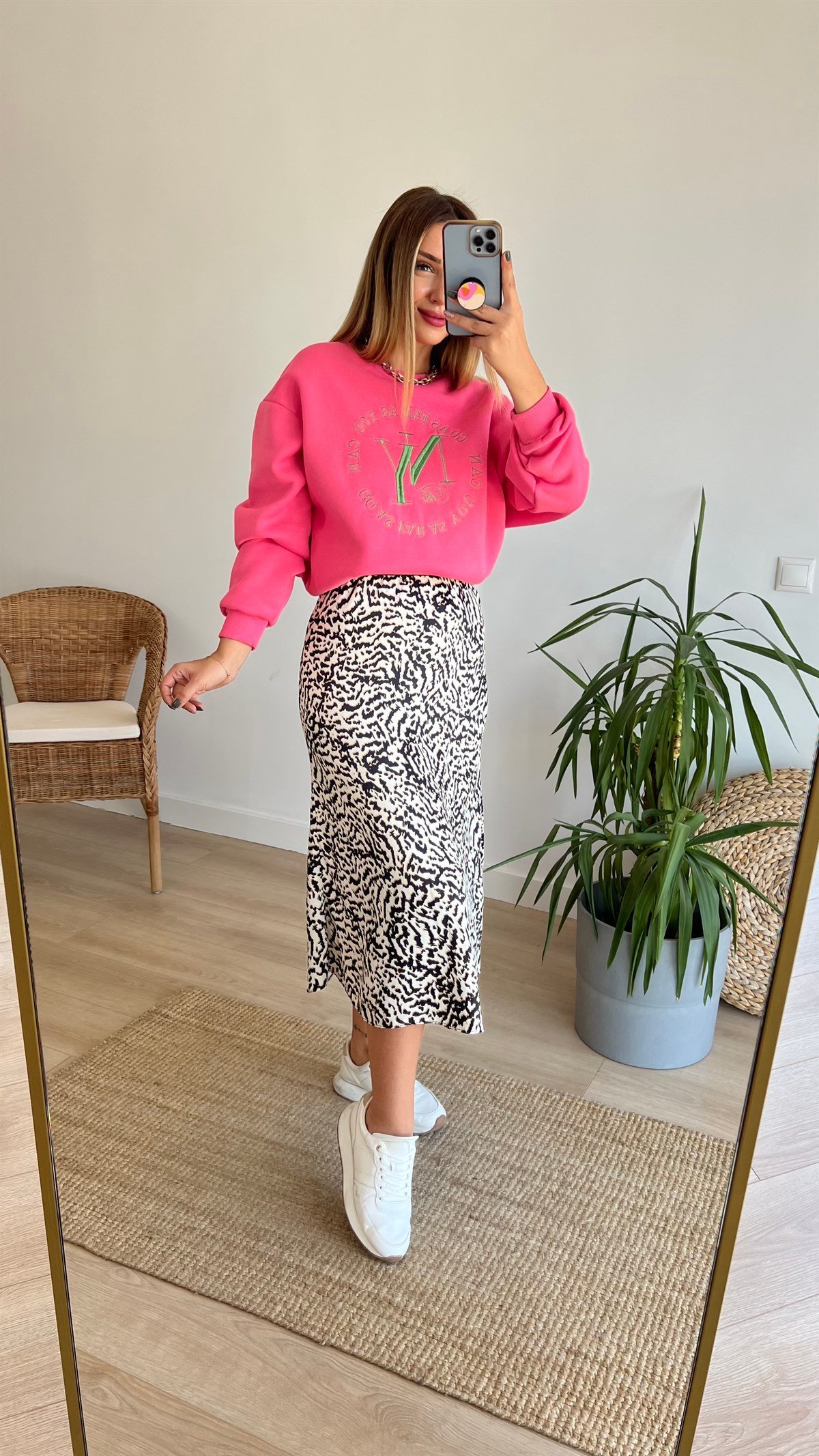 Ny Nakışlı Pembe Sweatshirt