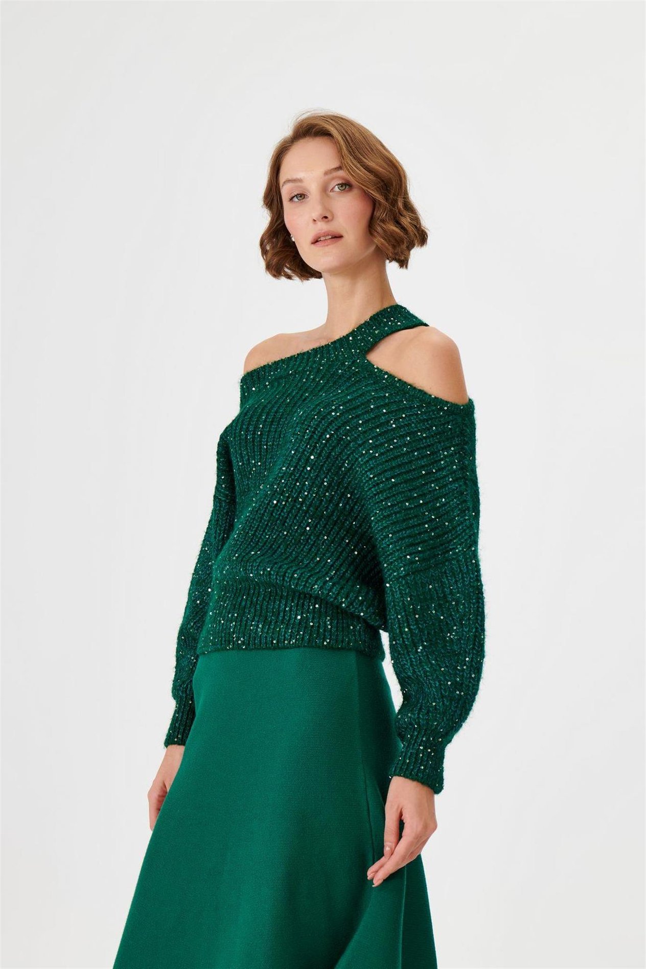 Pullu Cut Out Triko Kazak
