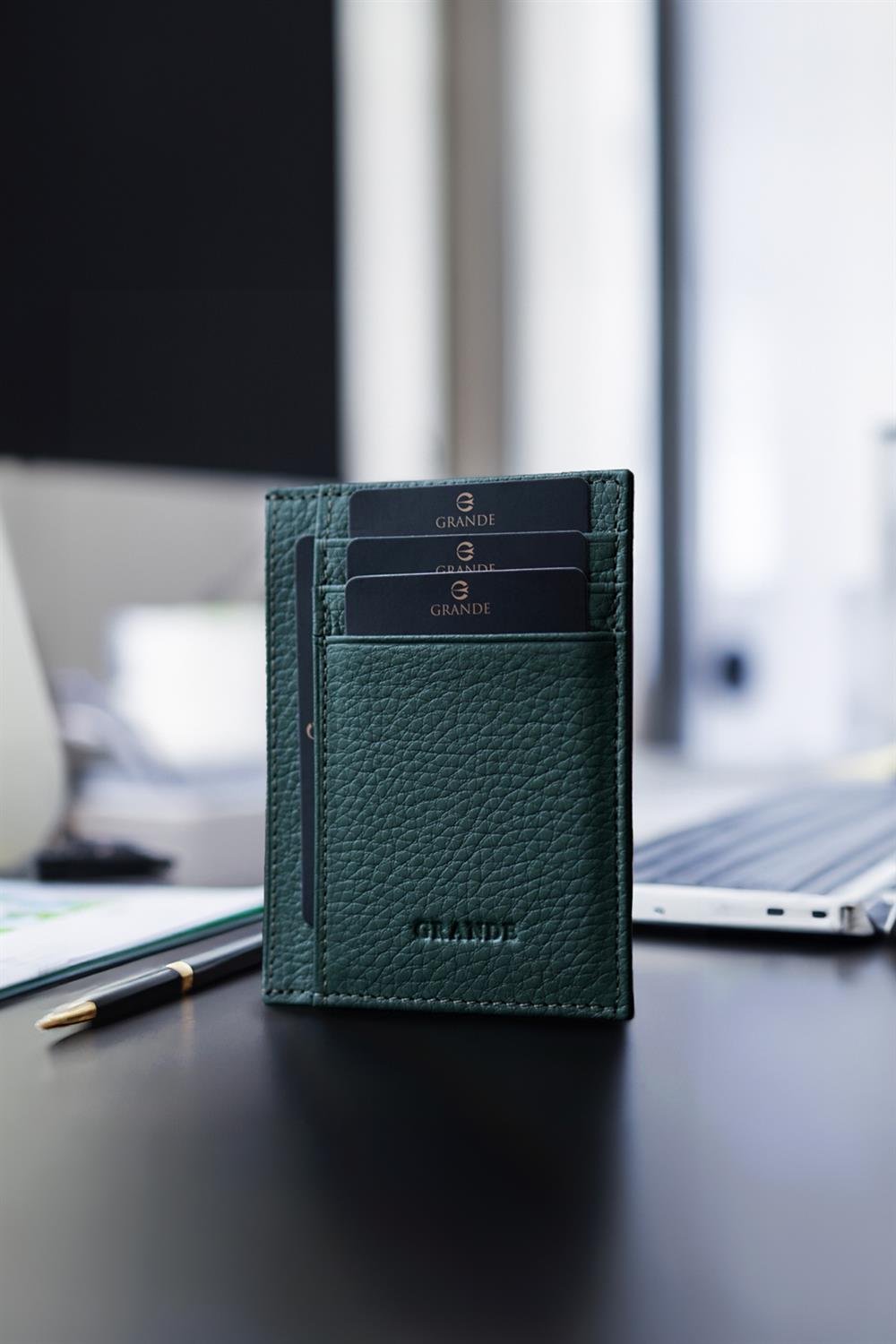 Grande Unisex Slim Kartlık