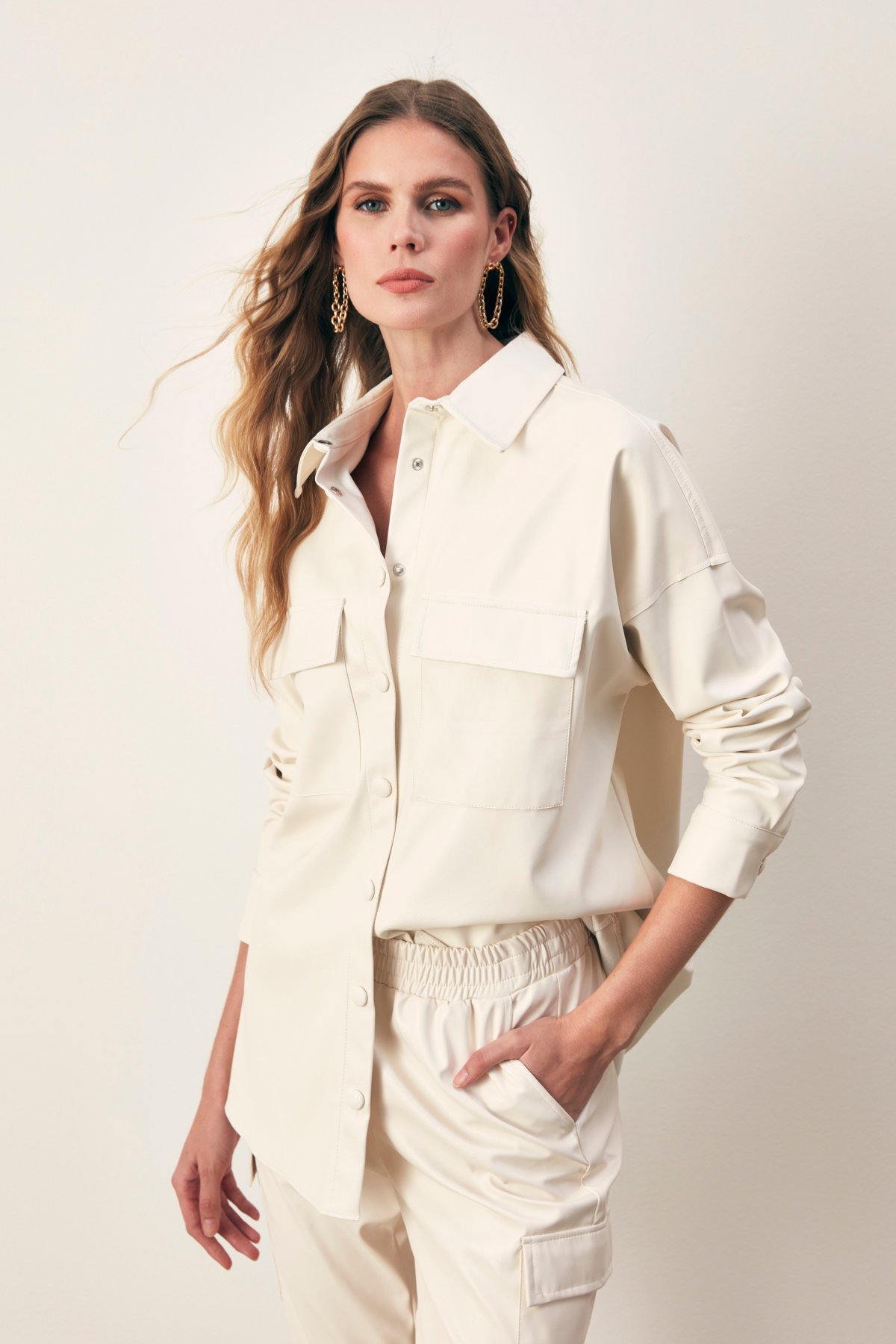 Loose Leather Shirt With Pocket - ECRU