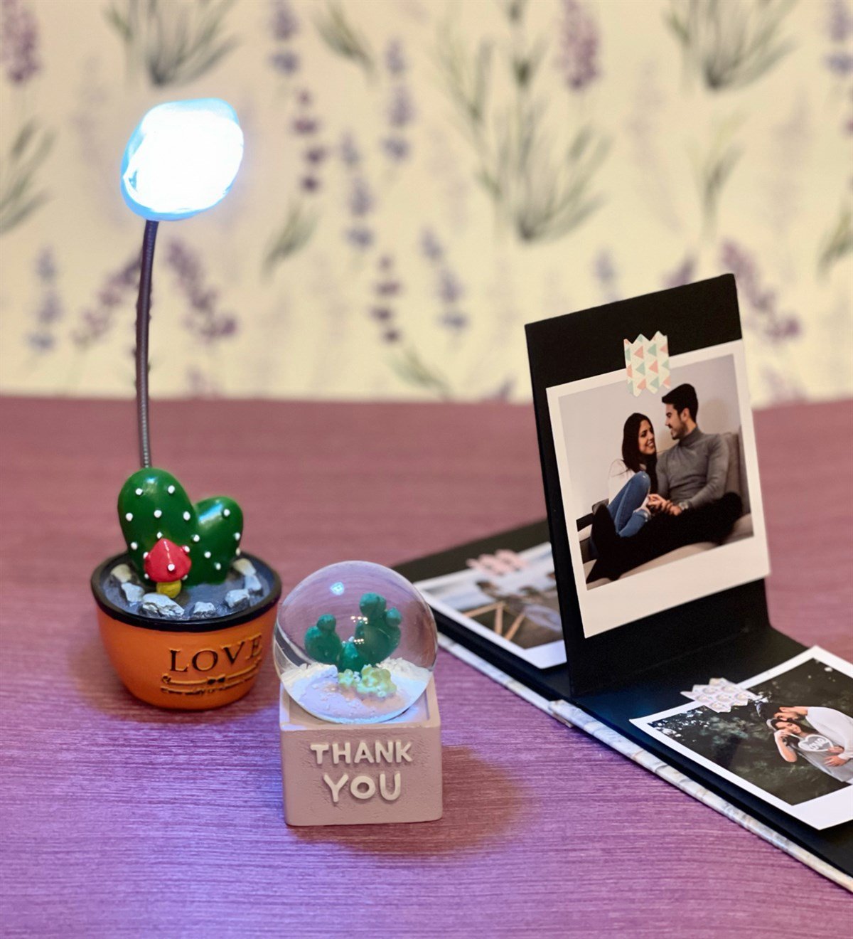  Kişiye Özel Amazing Mini Albüm Kaktüs Masa Lambası Ve Mini Kaktüs Kar Küresi Set GiftmodaGmhs100075