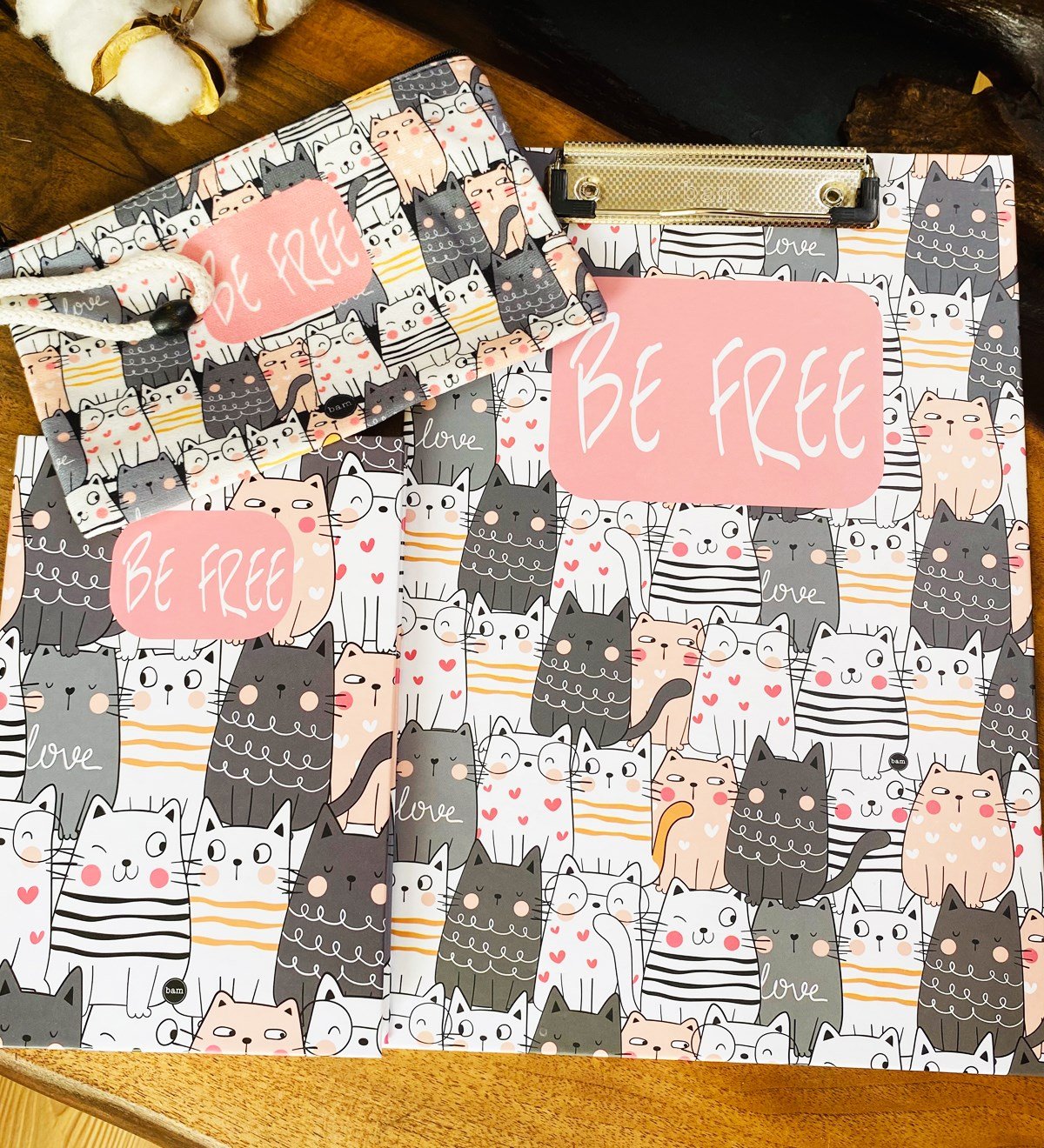 Be Free Kedi Tasarımlı Sekreterlik Defter Ve Kalemlik Kırtasiye SetigiftmodaGmhs101761