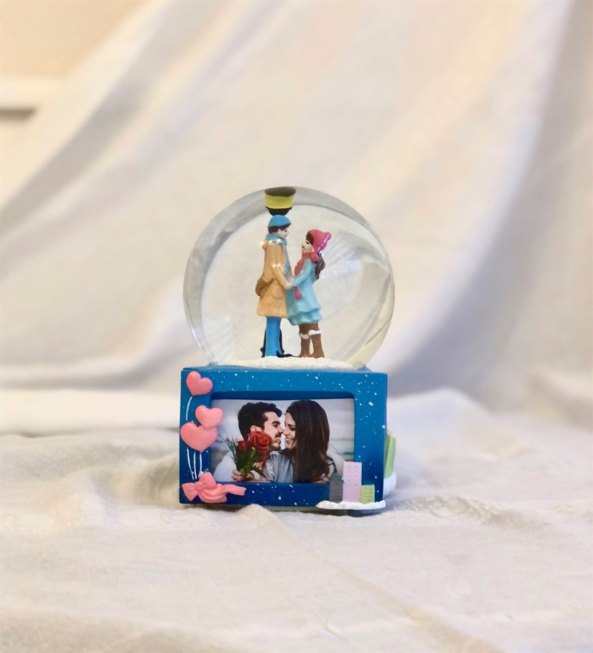 Kişiye Özel Fotoğraf Çerçeveli Romantik Aşıklar Kar KüresiGiftmodaGG-0005