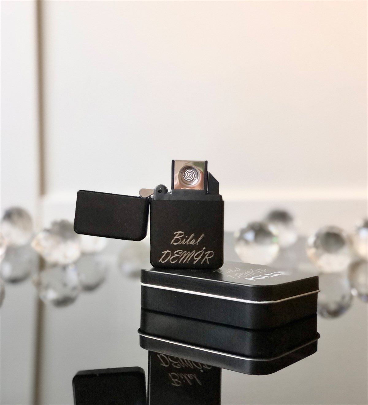 Kişiye Özel USB Şarjlı Siyah Renkli ÇakmakGiftmodako-usb-siyah-çakmak