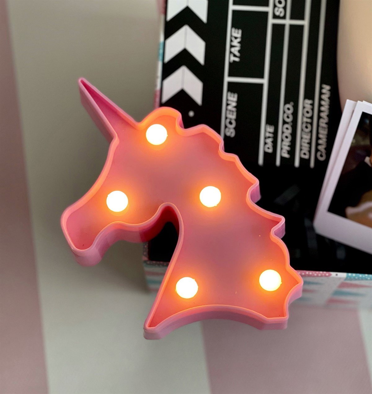 Kişiye Özel Fotoğraflı Unicorn Led Lamba Rozet ve Klaket Mini Fotoğraf Albümü Hediye SetiGiftmodaGmhs101032