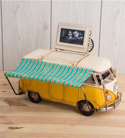 Nostaljik Metal Çerçeveli Sarı Vosvos Minibüs