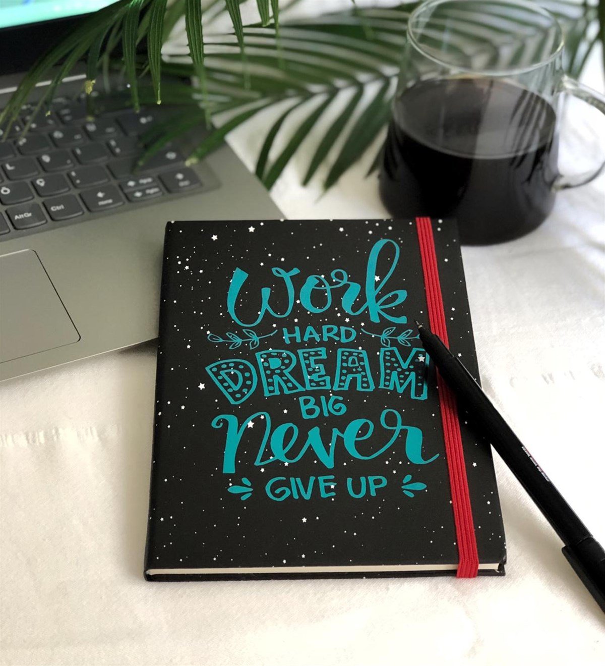 Wrok Hard Dream Motto Tasarım Lastikli DefterGiftmodaWork-Hard-Dream-Lastikli-Defter