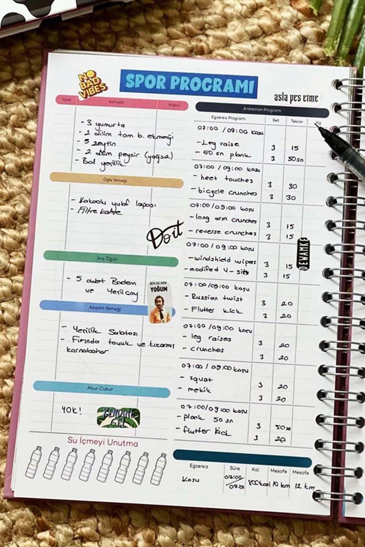 Kedi Noodle Tasarımlı Spiralli Sticker'lı Tarihsiz Konuşan Ajanda Haftalık Planlayıcı Defter