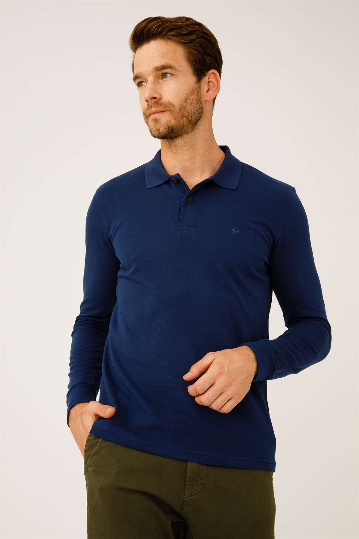 ERKEK İNDİGO STANDART POLO YAKA DÜĞMELİ SWEATSHİRT