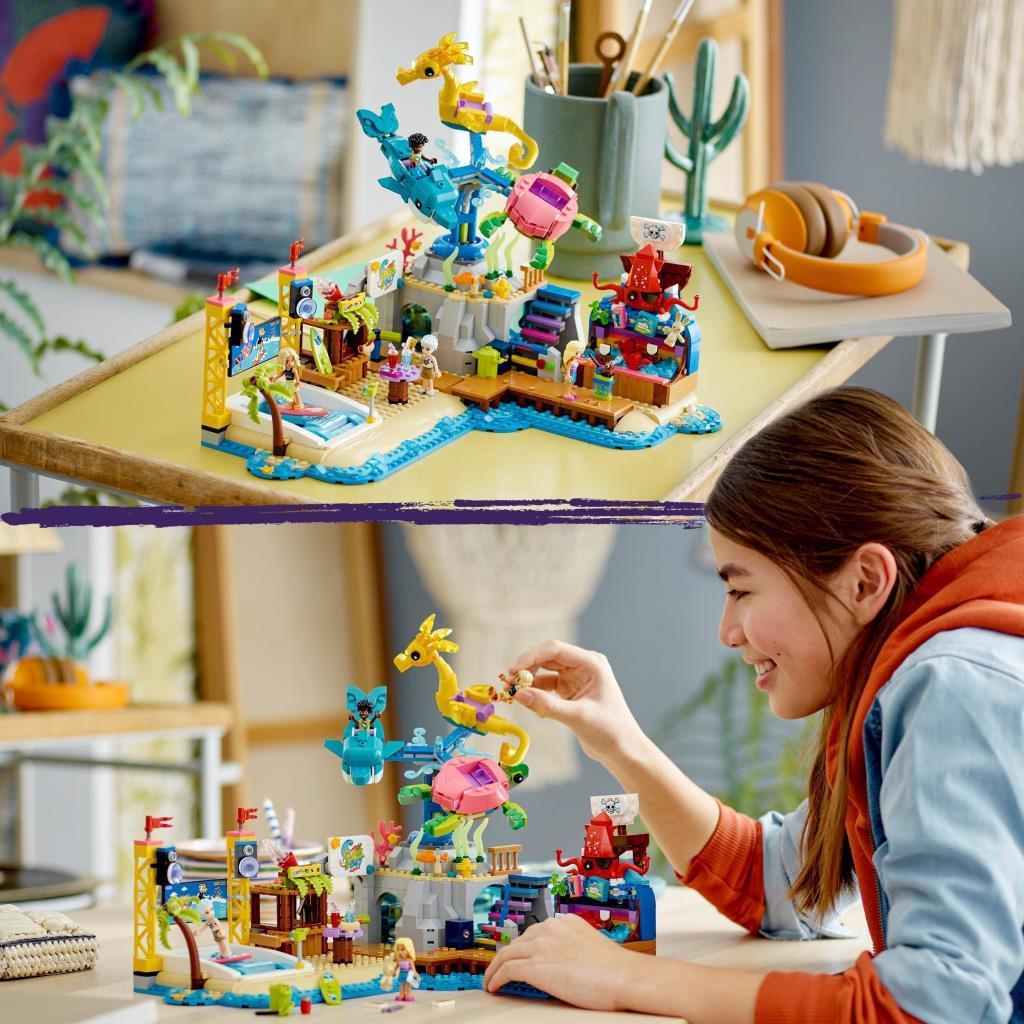 LEGOLEGO® Friends Plaj Lunaparkı 41737 - Deniz ve Su Sporlarını Seven Çocuklar İçin Yaratıcı Oyuncak Yapım Seti (1348 Parça)