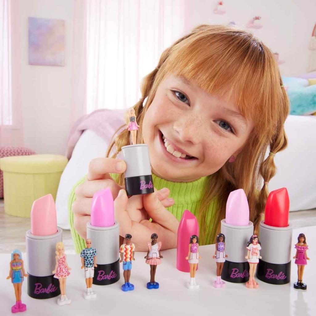 MATTELMattel Barbie Mini Barbieland Ana Bebekler Hyf19