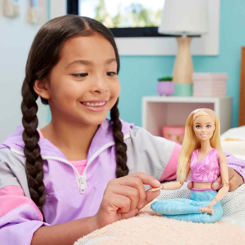 MATTELMattel Barbie Sonsuz Hareket Bebeği HRH27